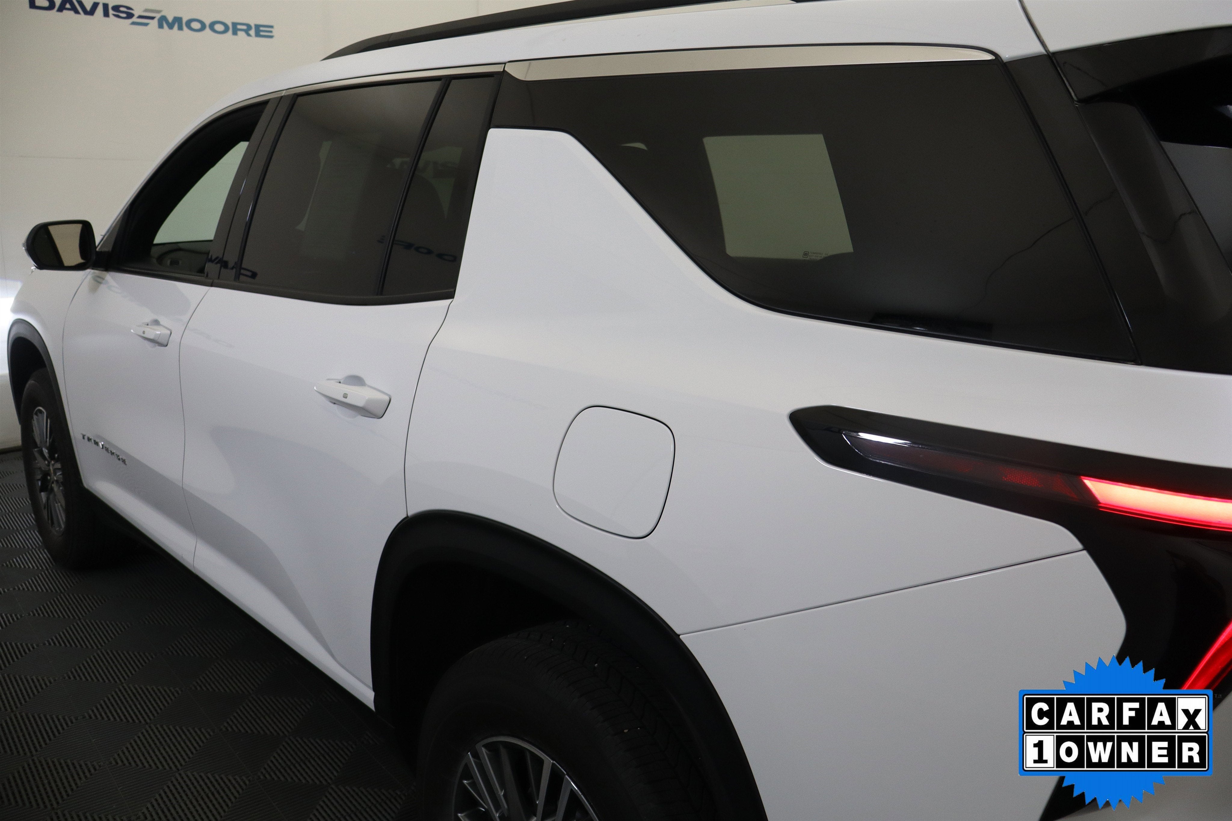 2024 Chevrolet Traverse FWD LT