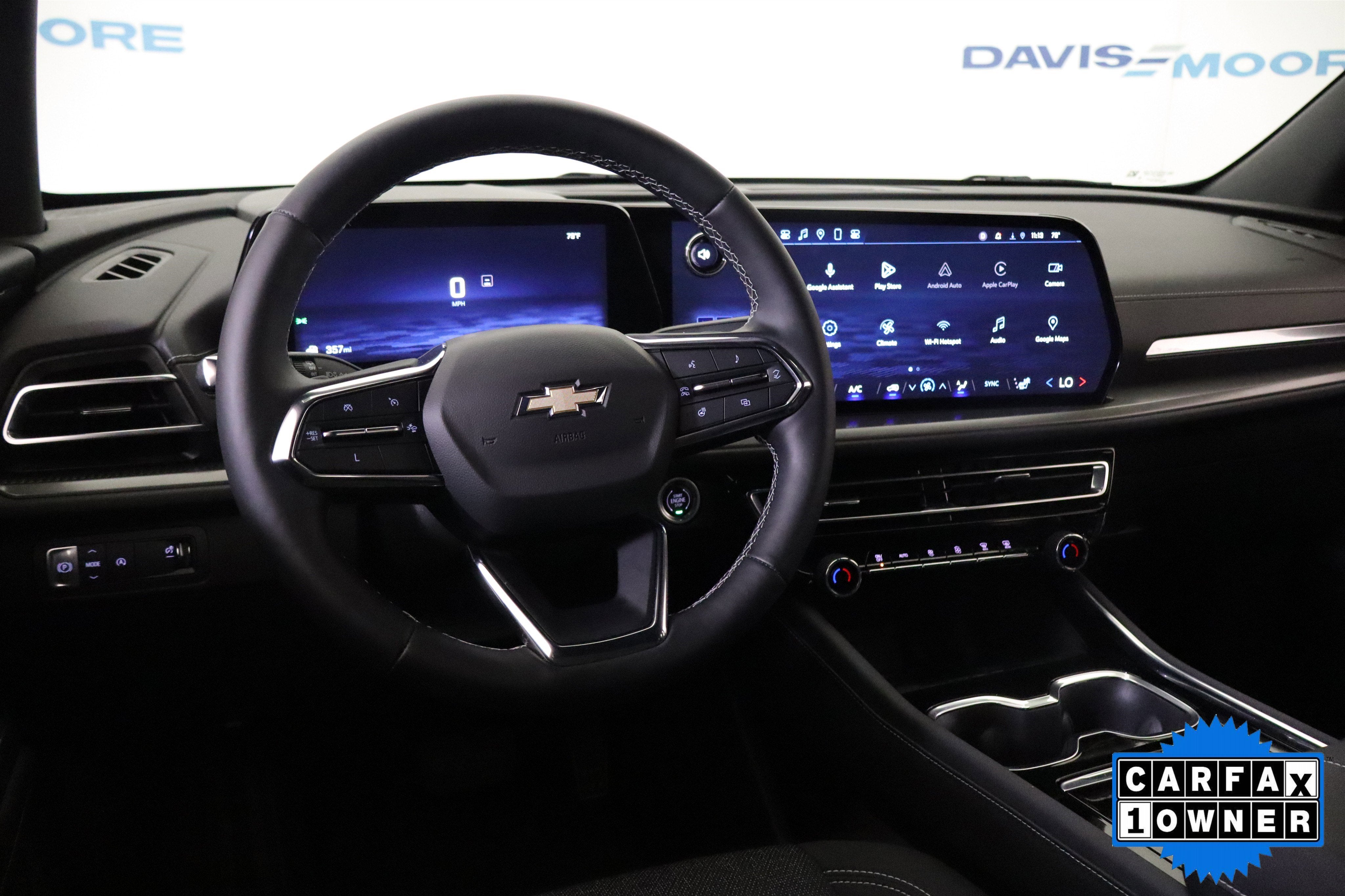 2024 Chevrolet Traverse FWD LT