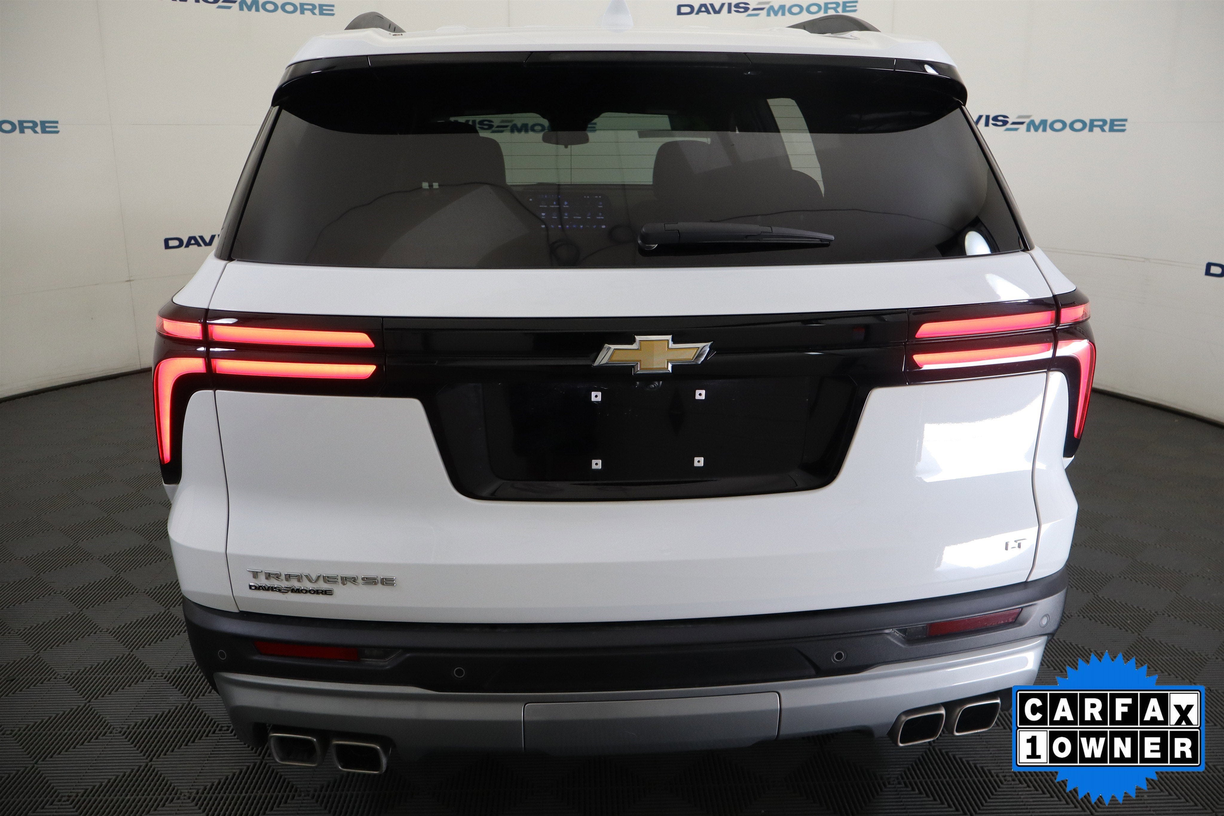 2024 Chevrolet Traverse FWD LT