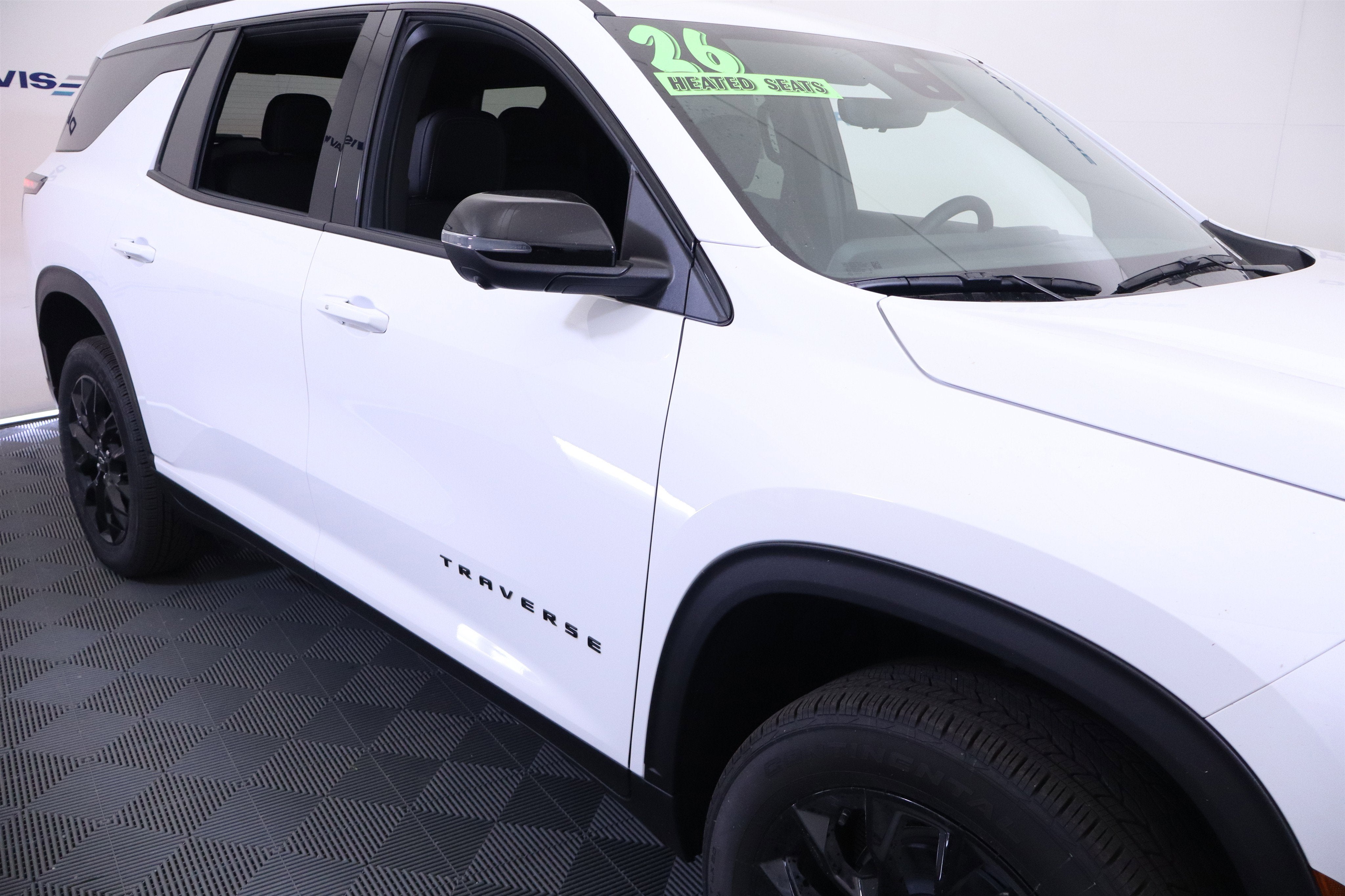 2026 Chevrolet Traverse FWD LT