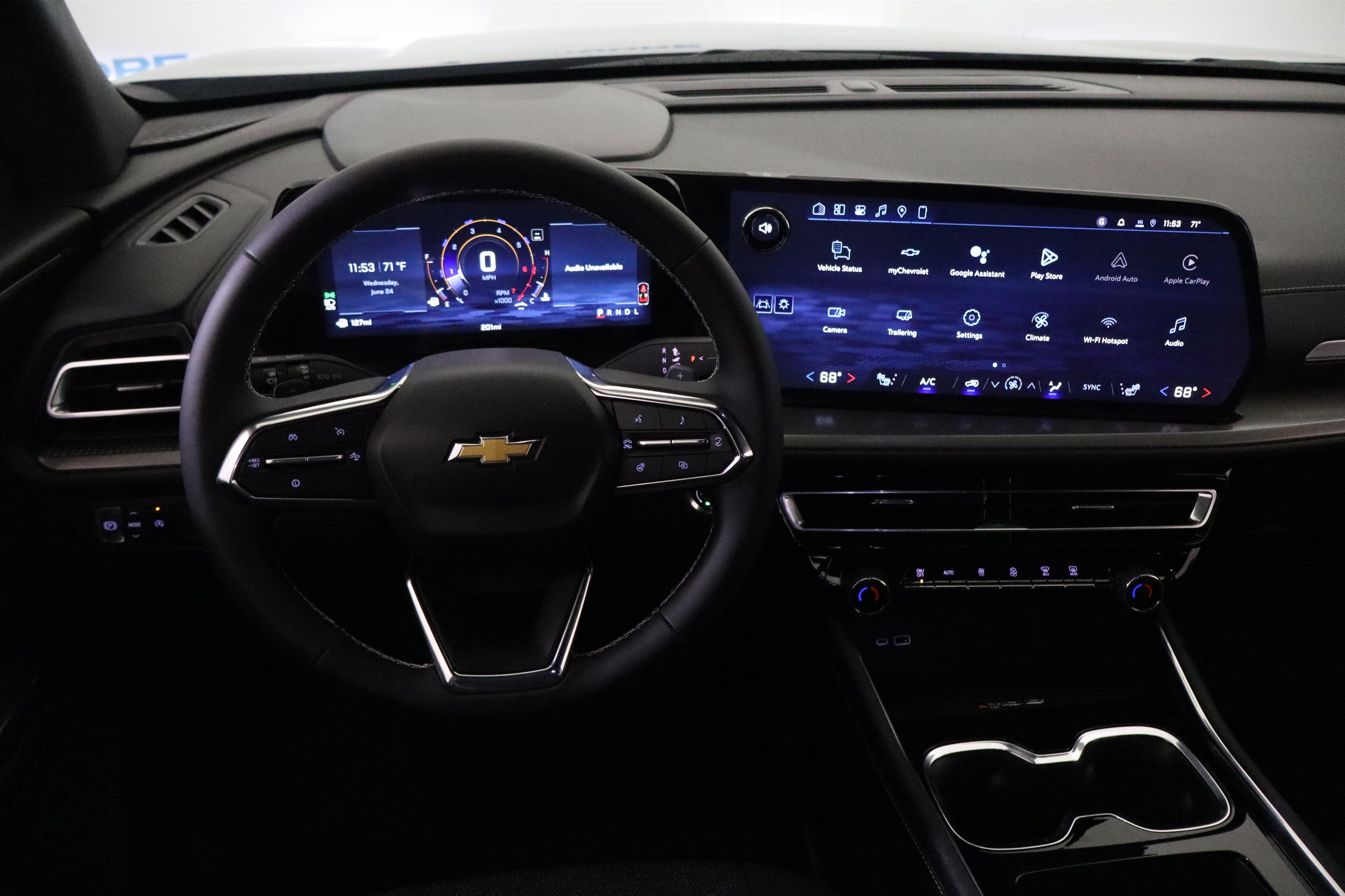 2026 Chevrolet Traverse FWD LT