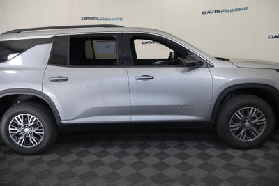 2026 Chevrolet Traverse FWD LT