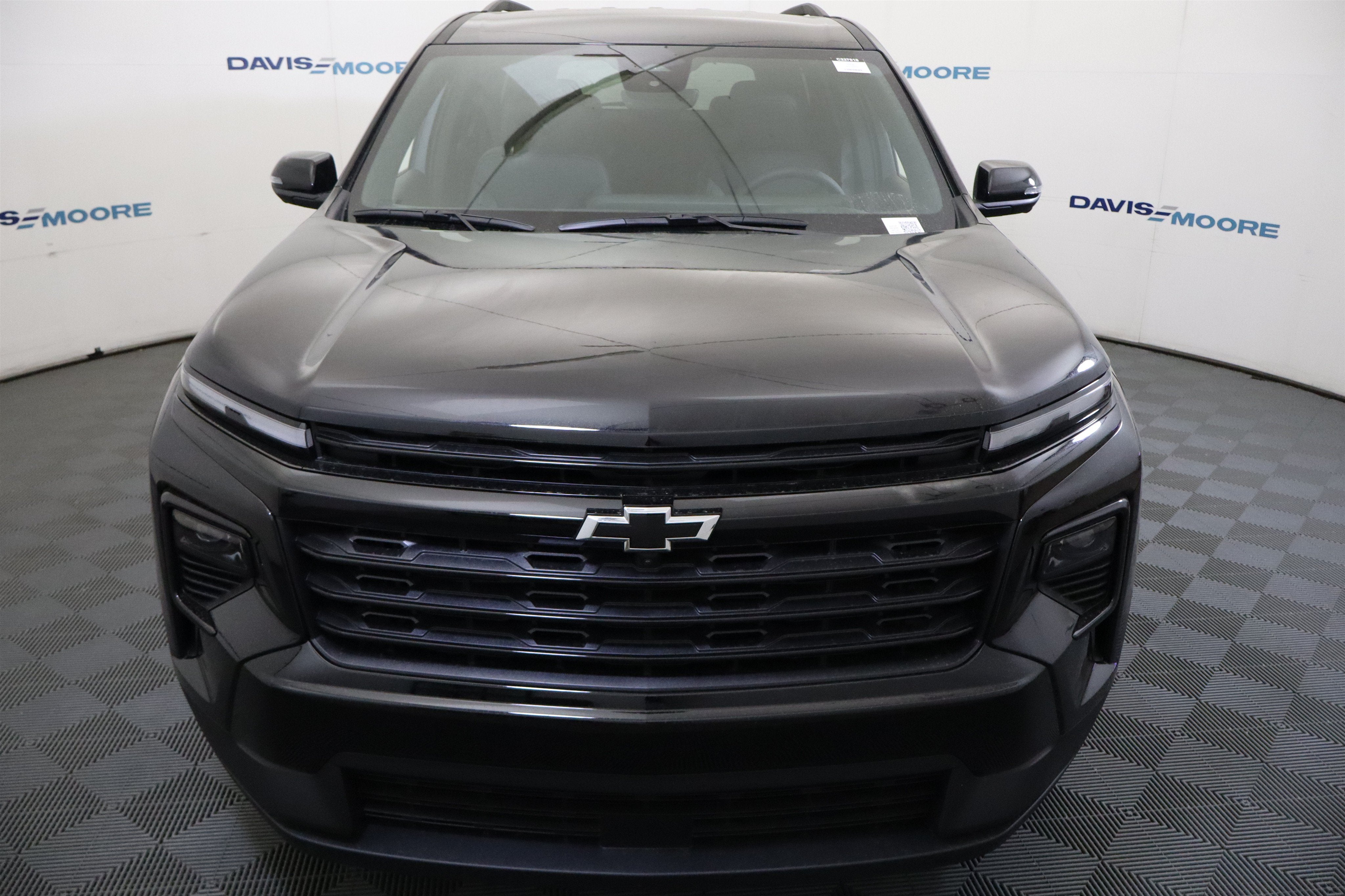 2027 Chevrolet Traverse FWD LT