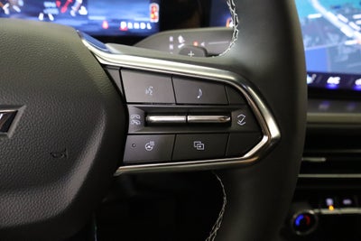 2027 Chevrolet Traverse FWD LT