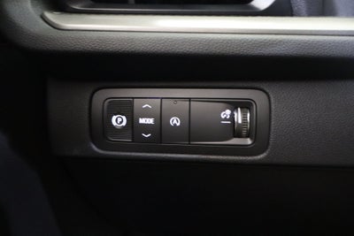 2027 Chevrolet Traverse FWD LT