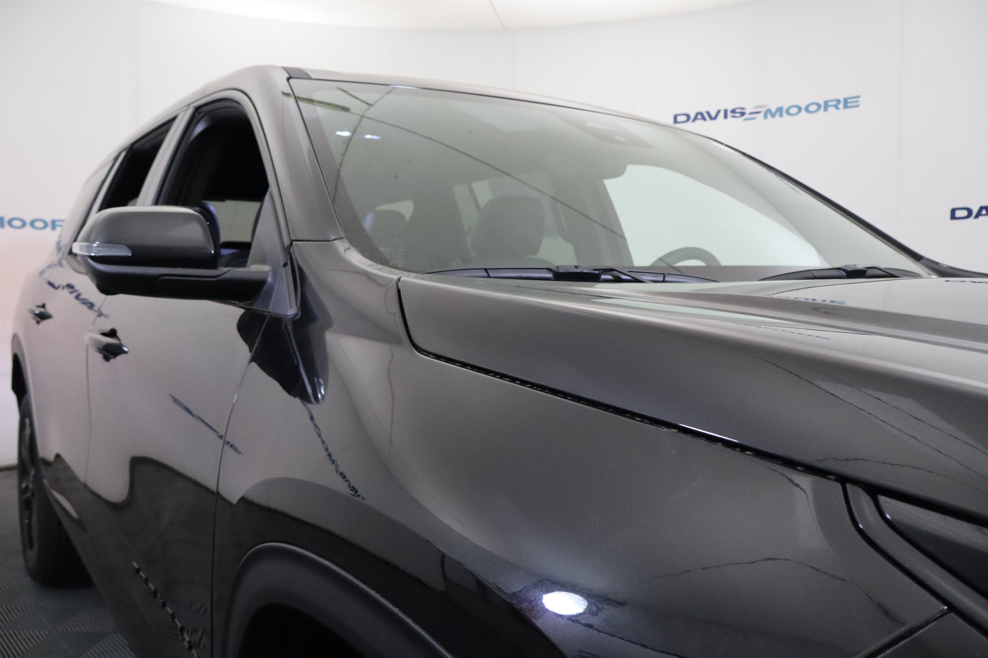 2027 Chevrolet Traverse FWD LT