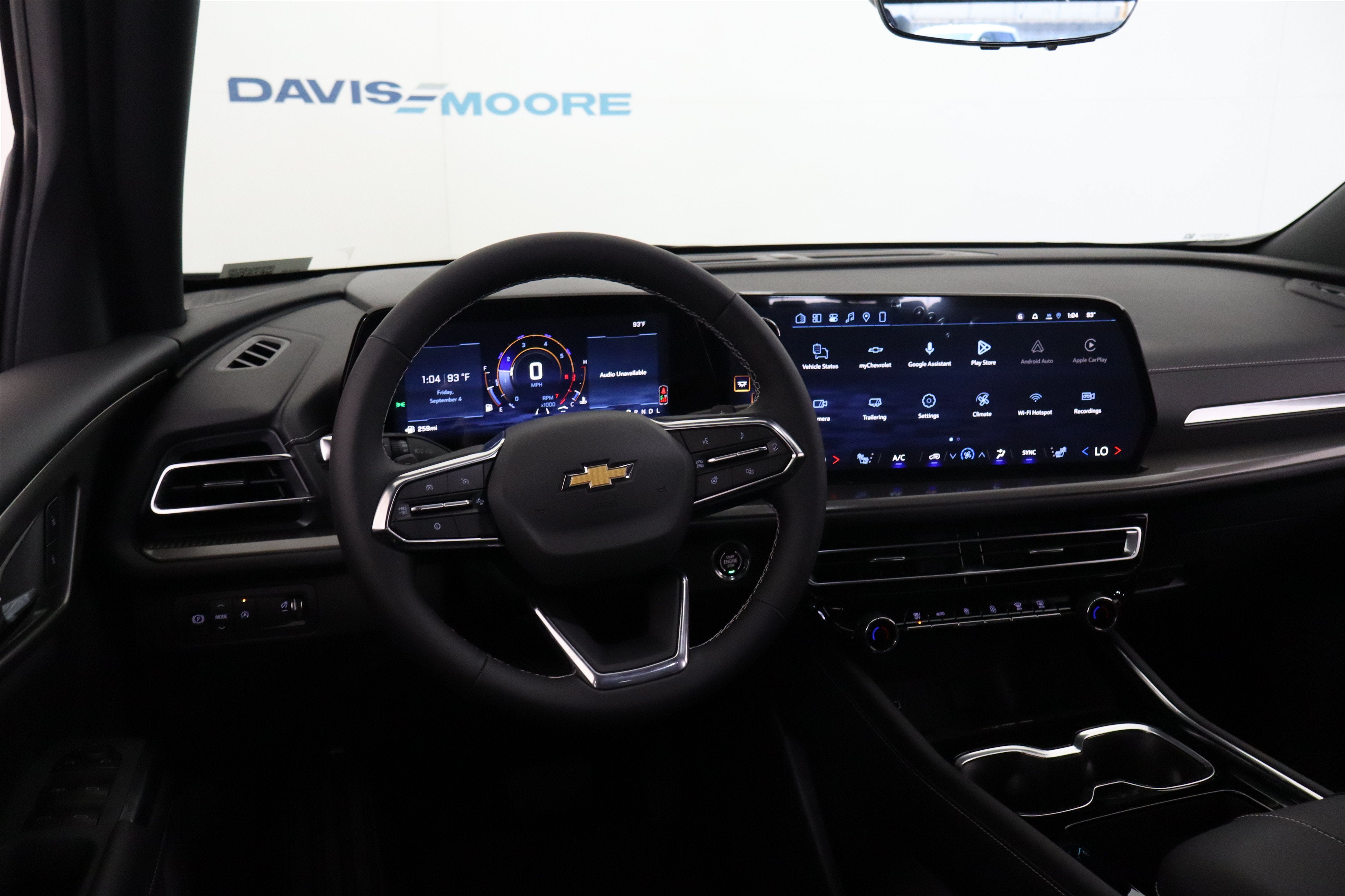 2027 Chevrolet Traverse FWD LT