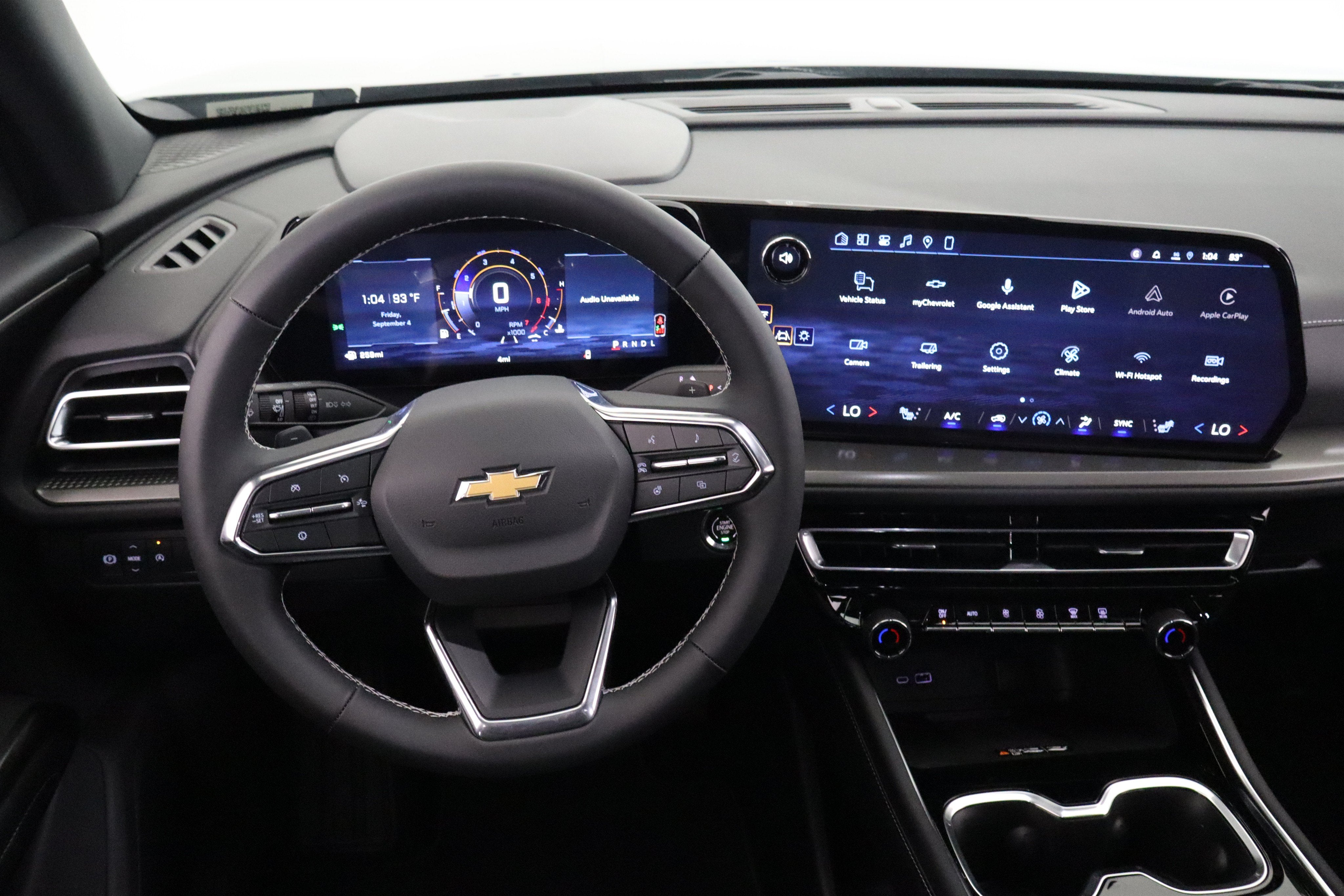 2027 Chevrolet Traverse FWD LT