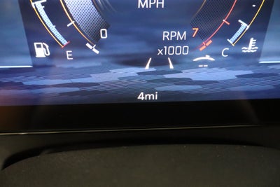 2027 Chevrolet Traverse FWD LT