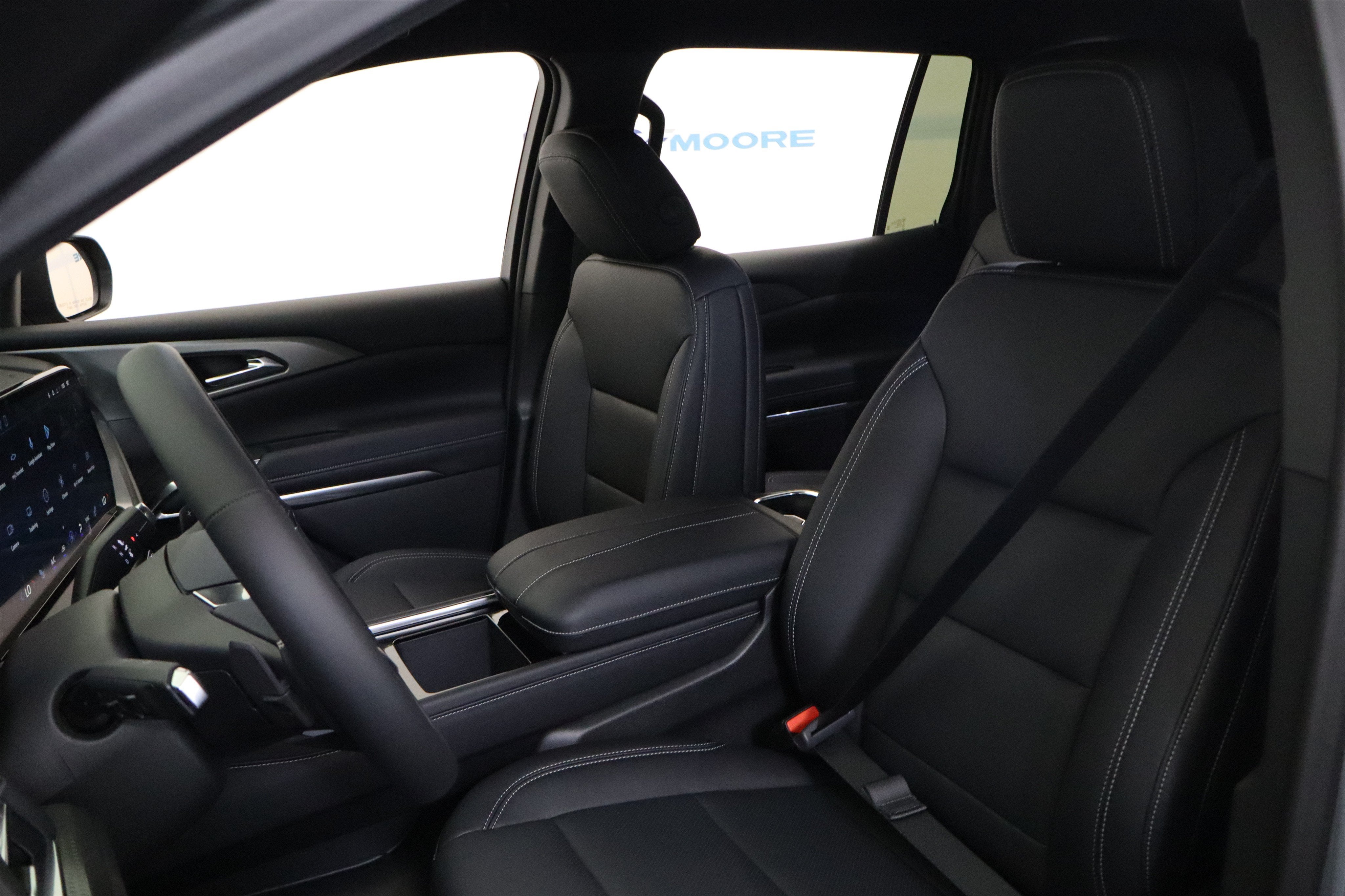 2027 Chevrolet Traverse FWD LT