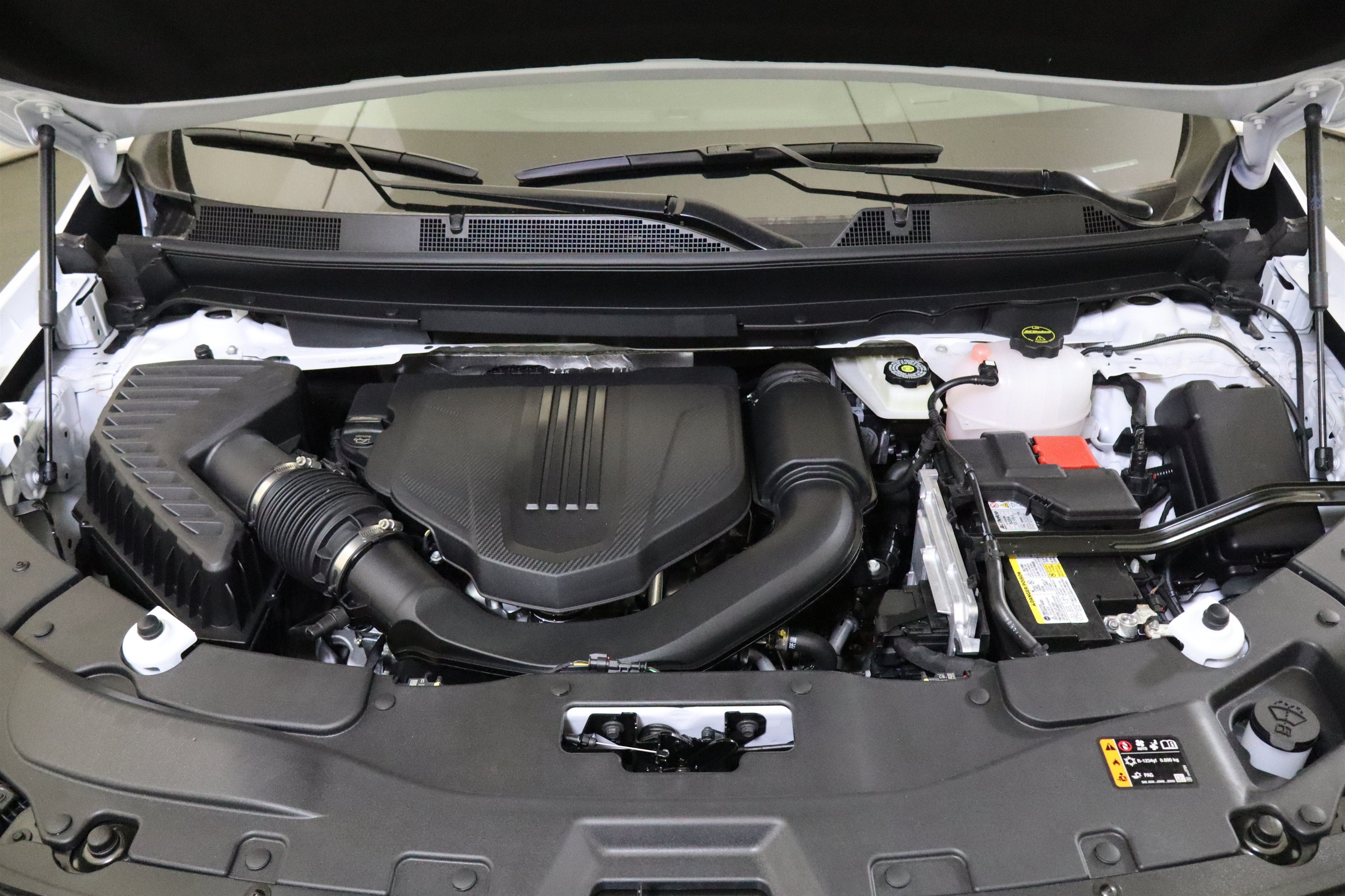2027 Chevrolet Traverse FWD LT