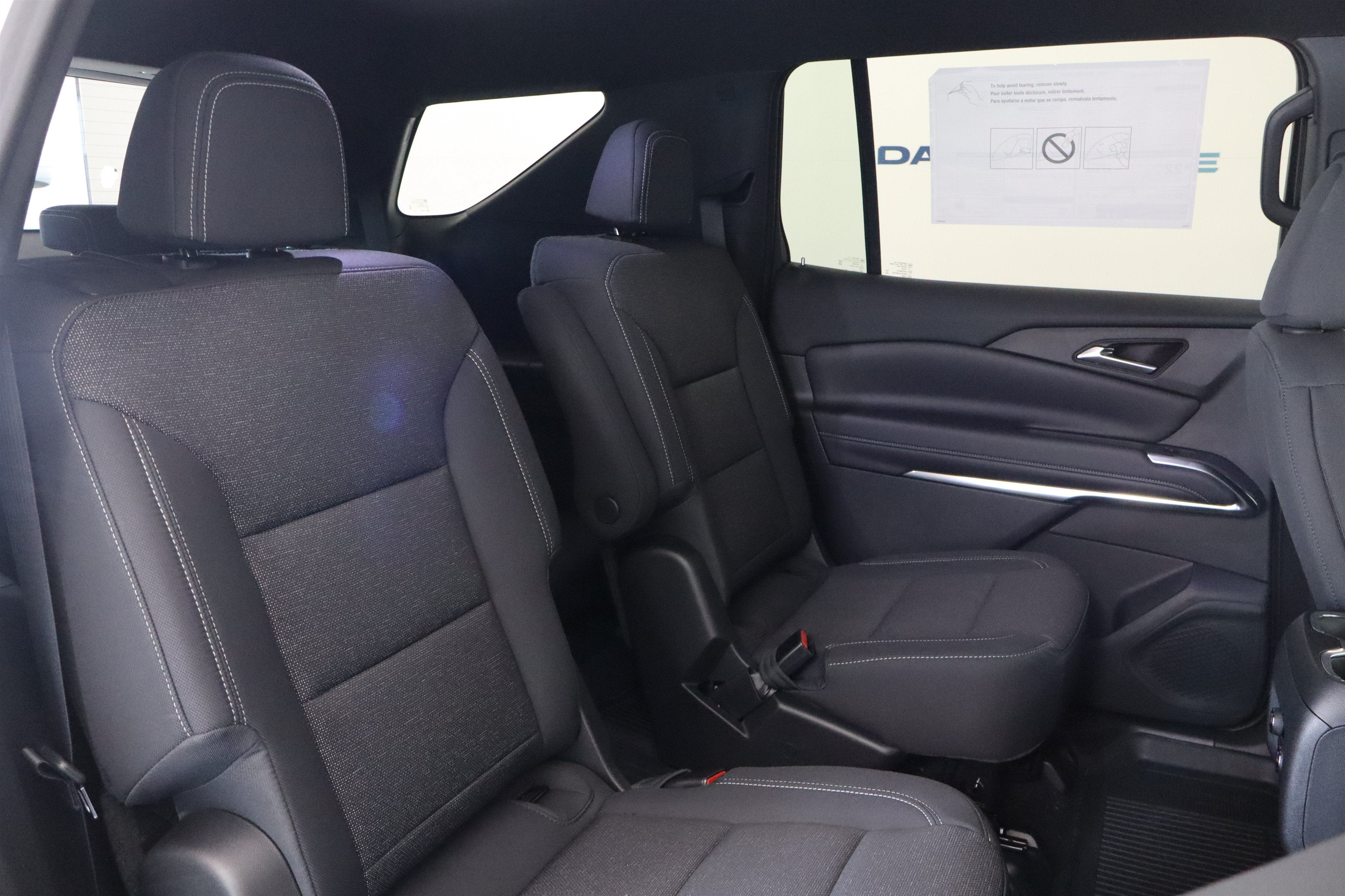 2027 Chevrolet Traverse FWD LT