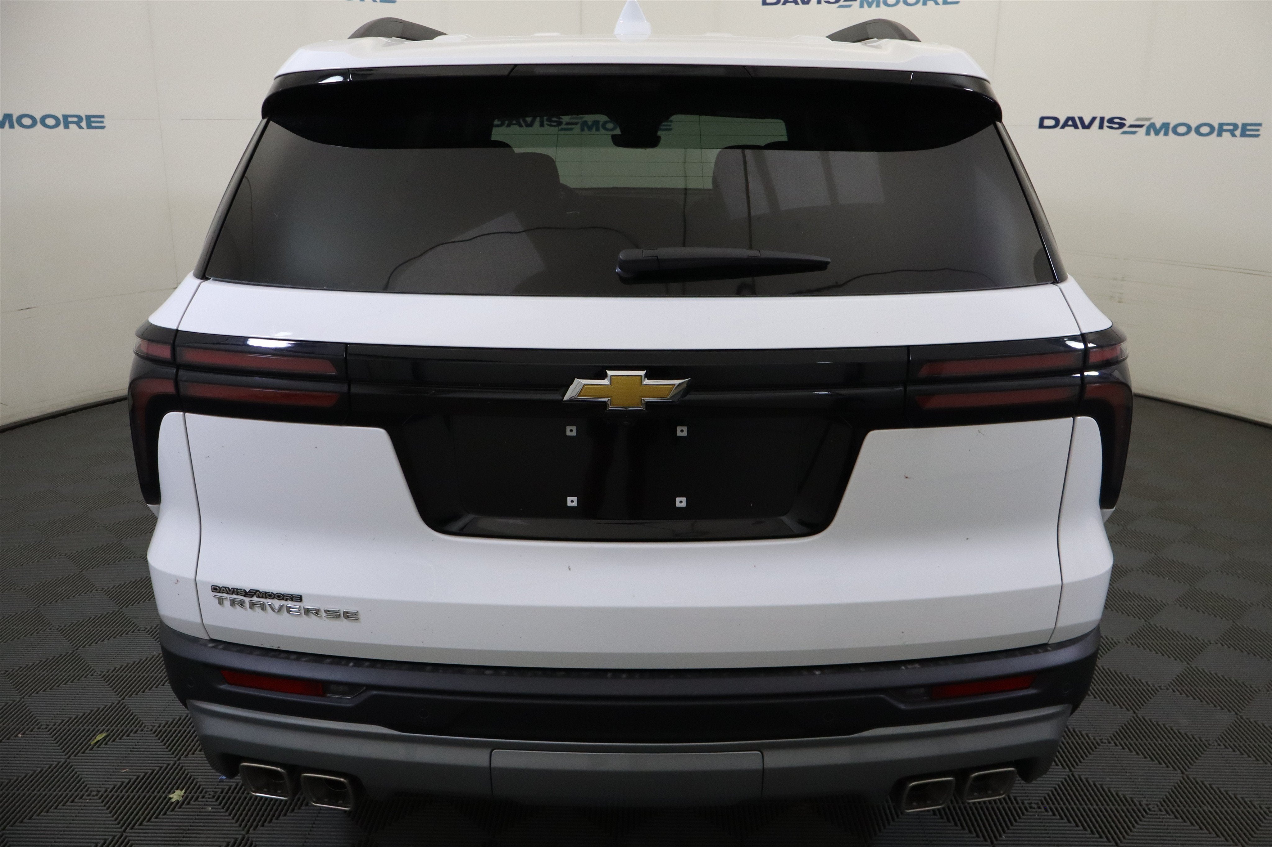 2027 Chevrolet Traverse FWD LT