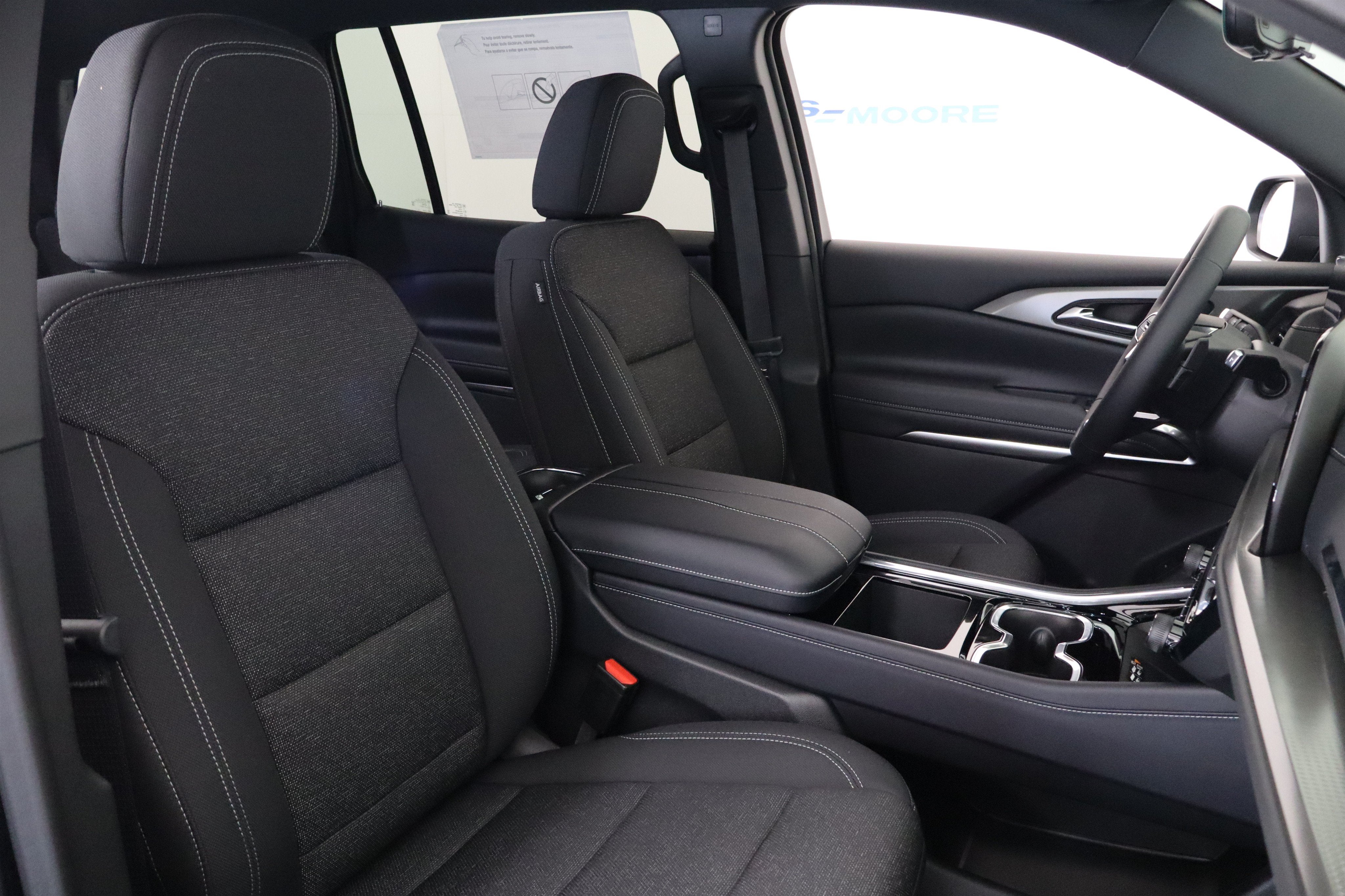 2027 Chevrolet Traverse FWD LT