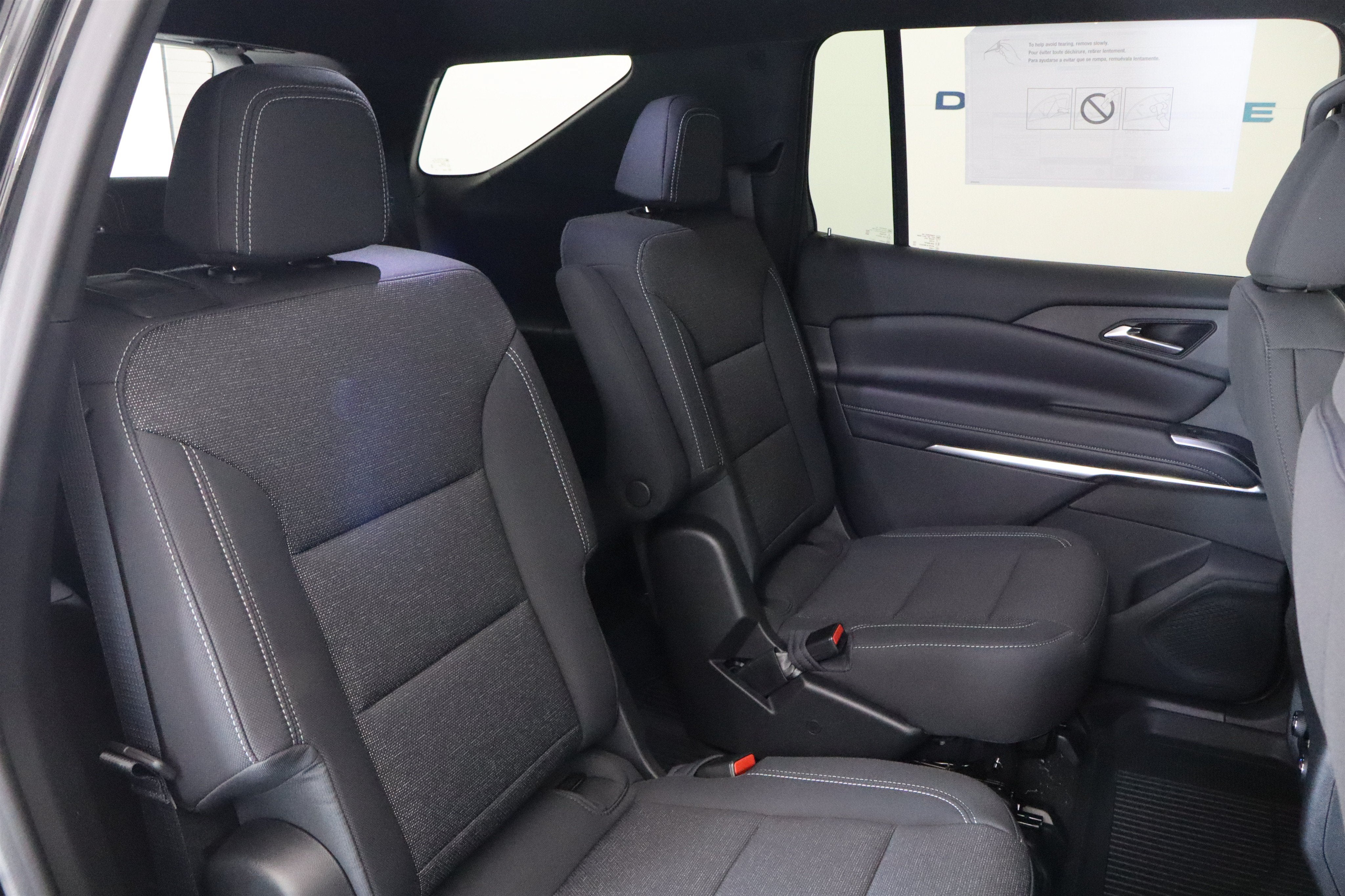 2027 Chevrolet Traverse FWD LT