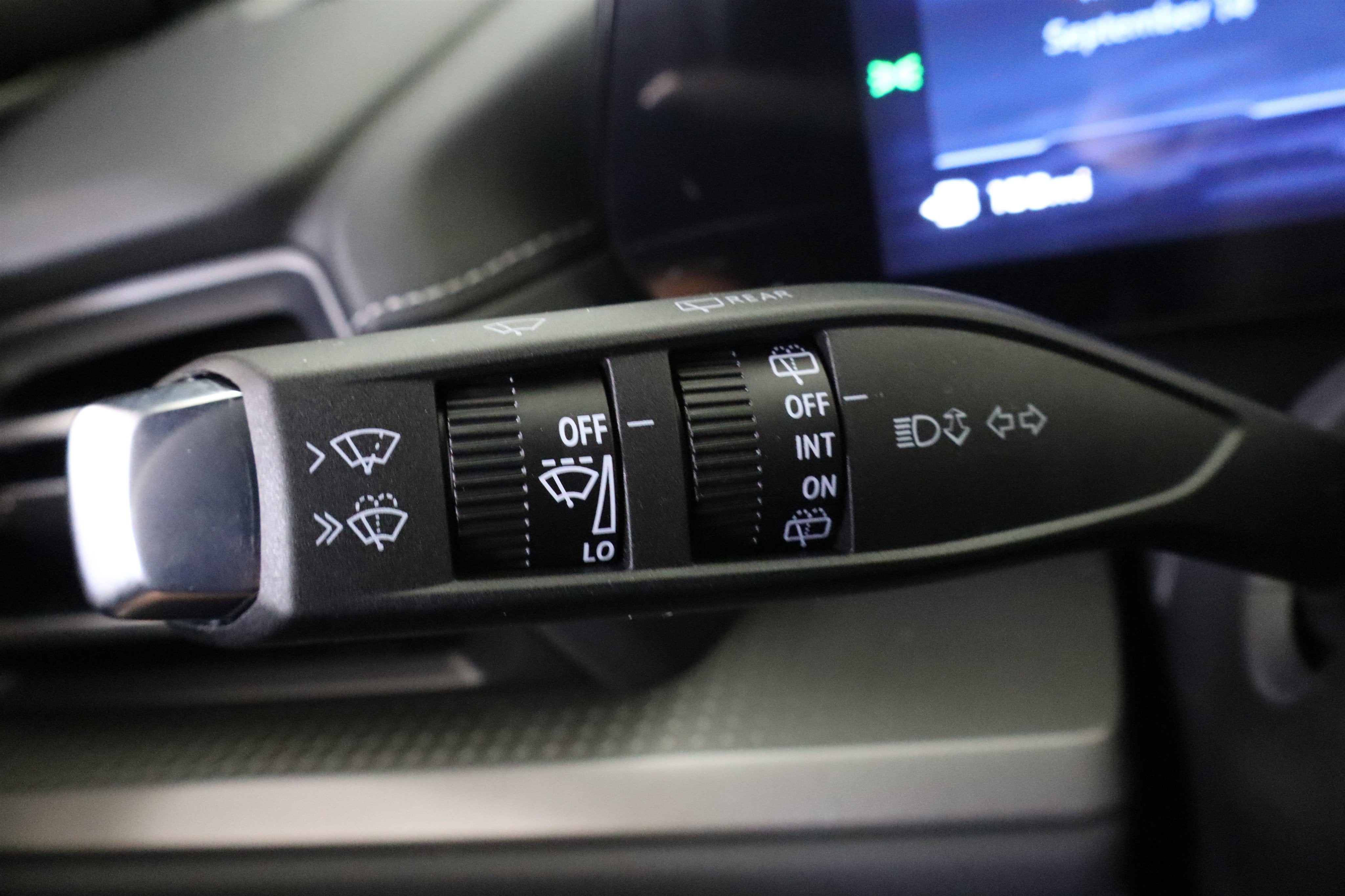 2027 Chevrolet Traverse FWD LT