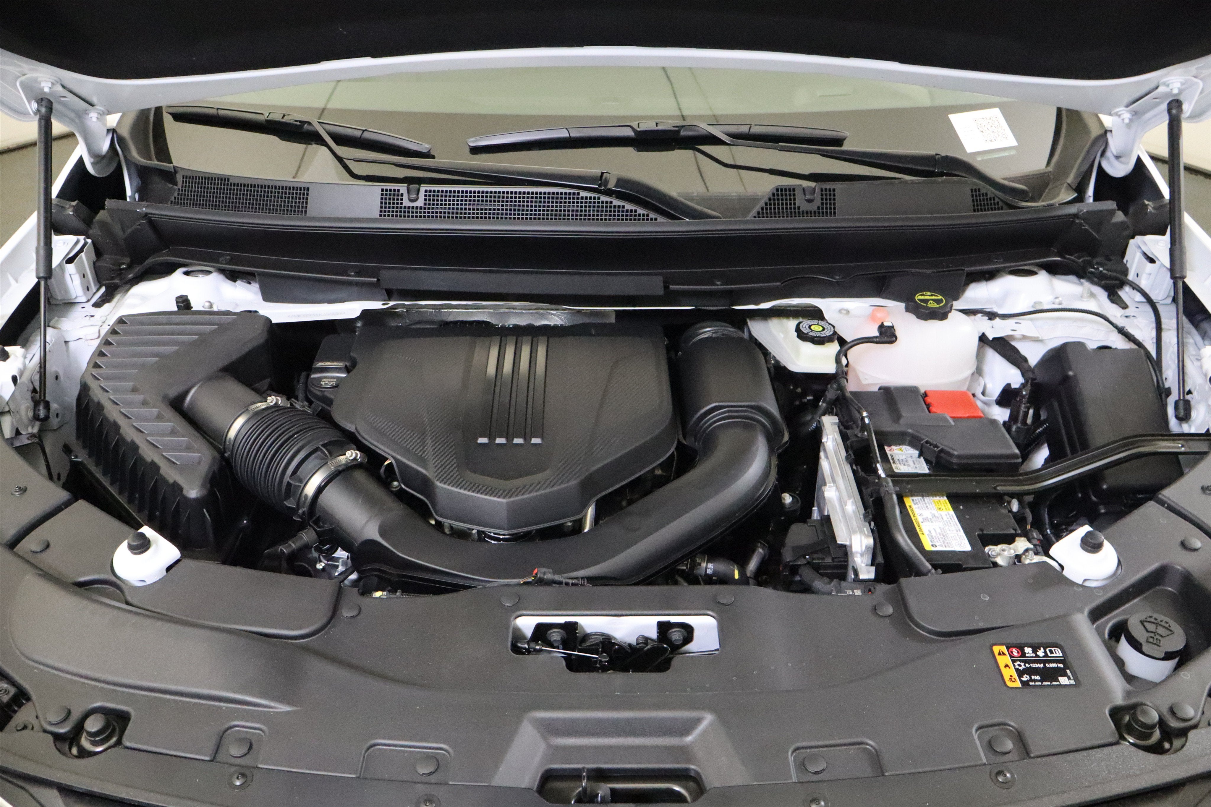 2027 Chevrolet Traverse FWD LT