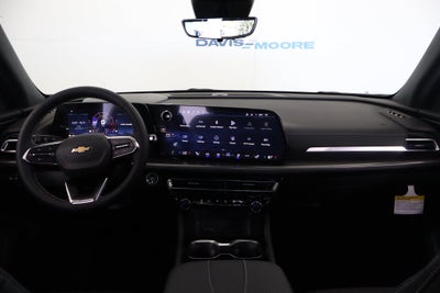 2027 Chevrolet Traverse FWD LT