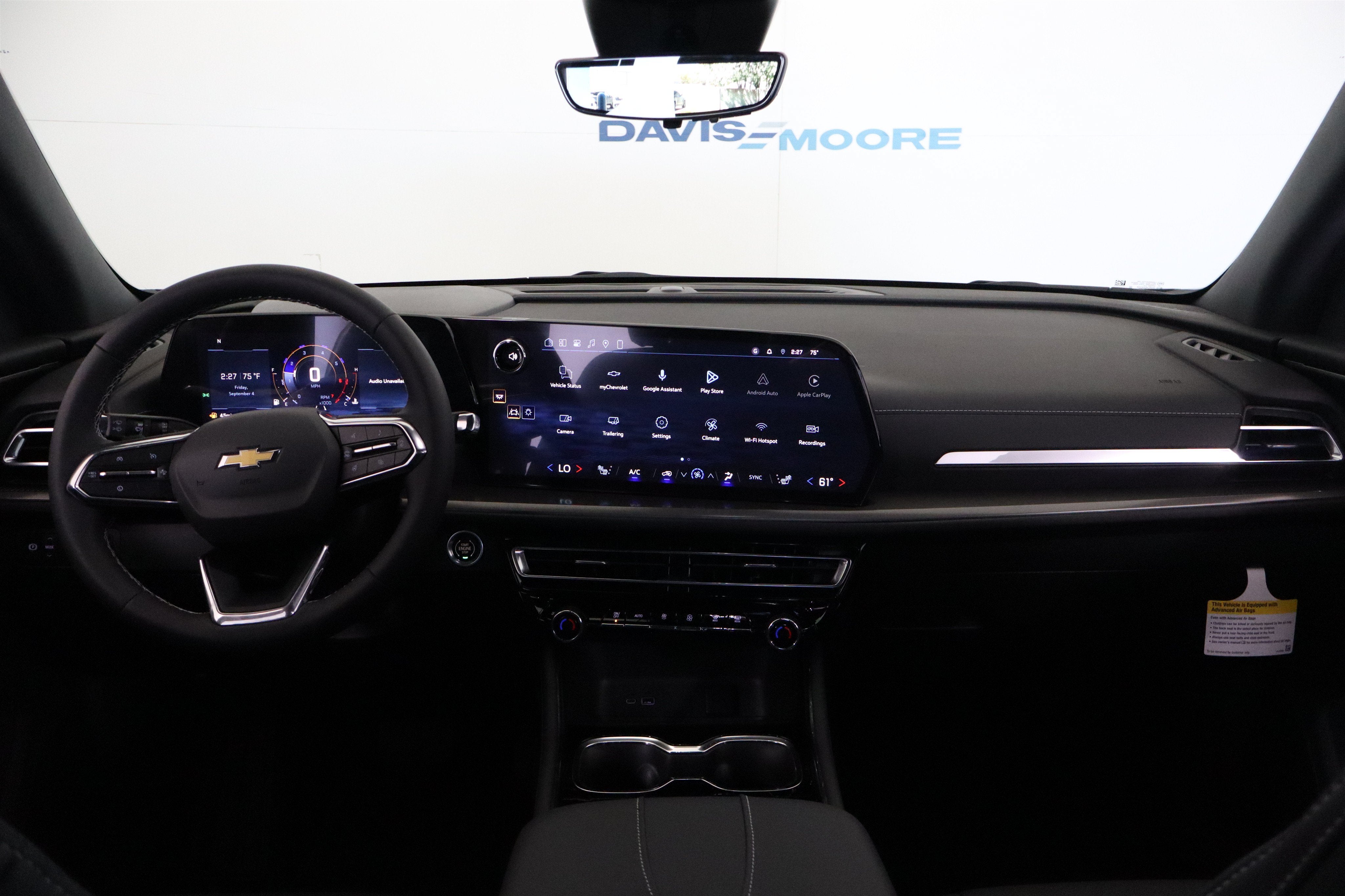 2027 Chevrolet Traverse FWD LT