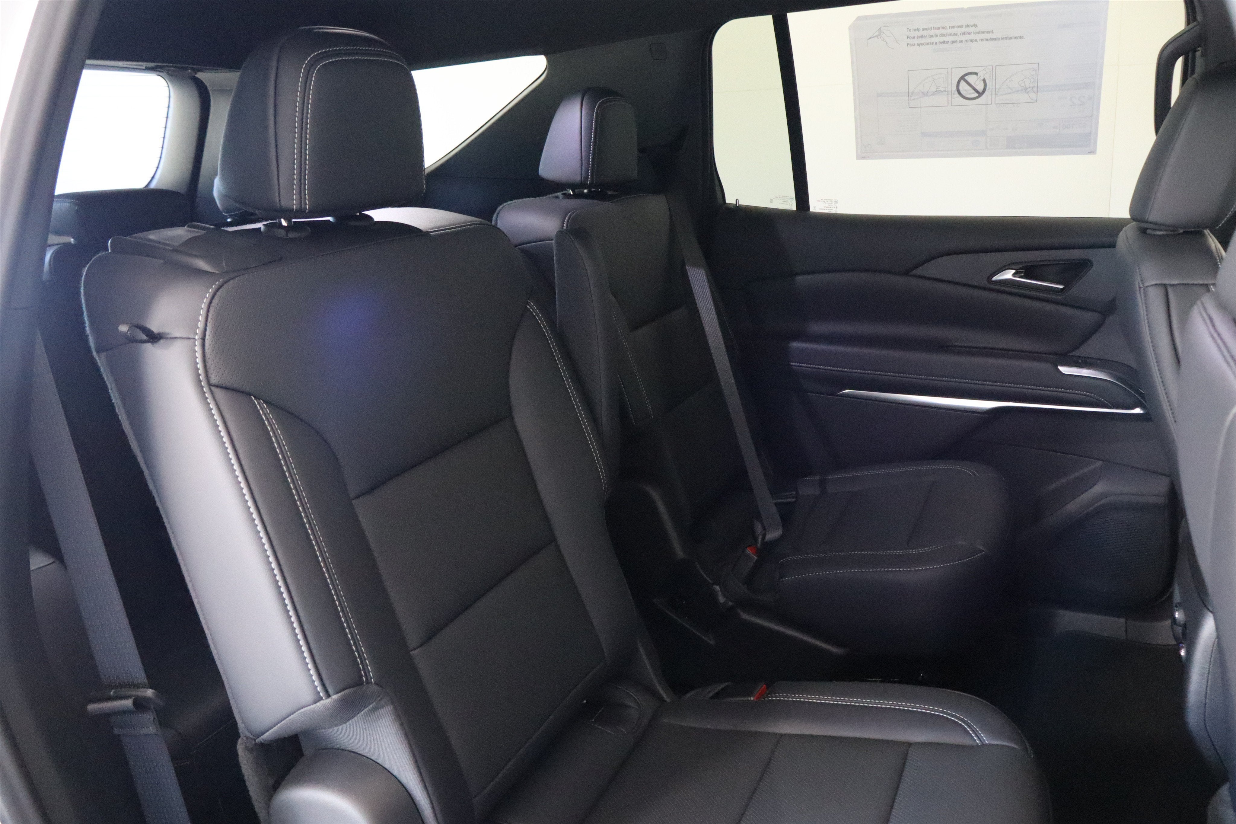 2027 Chevrolet Traverse FWD LT