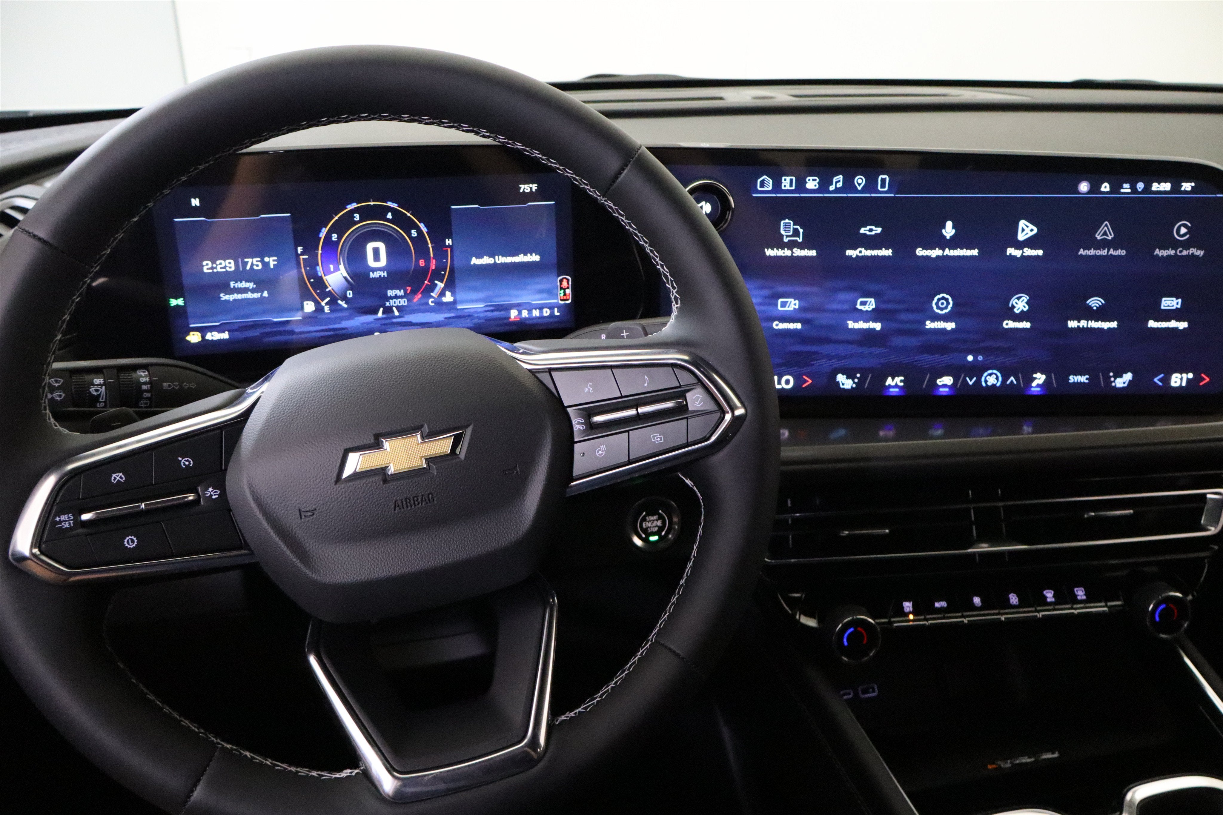 2027 Chevrolet Traverse FWD LT