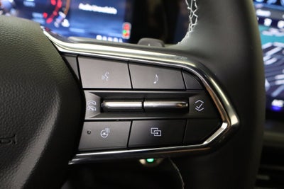 2027 Chevrolet Traverse FWD LT