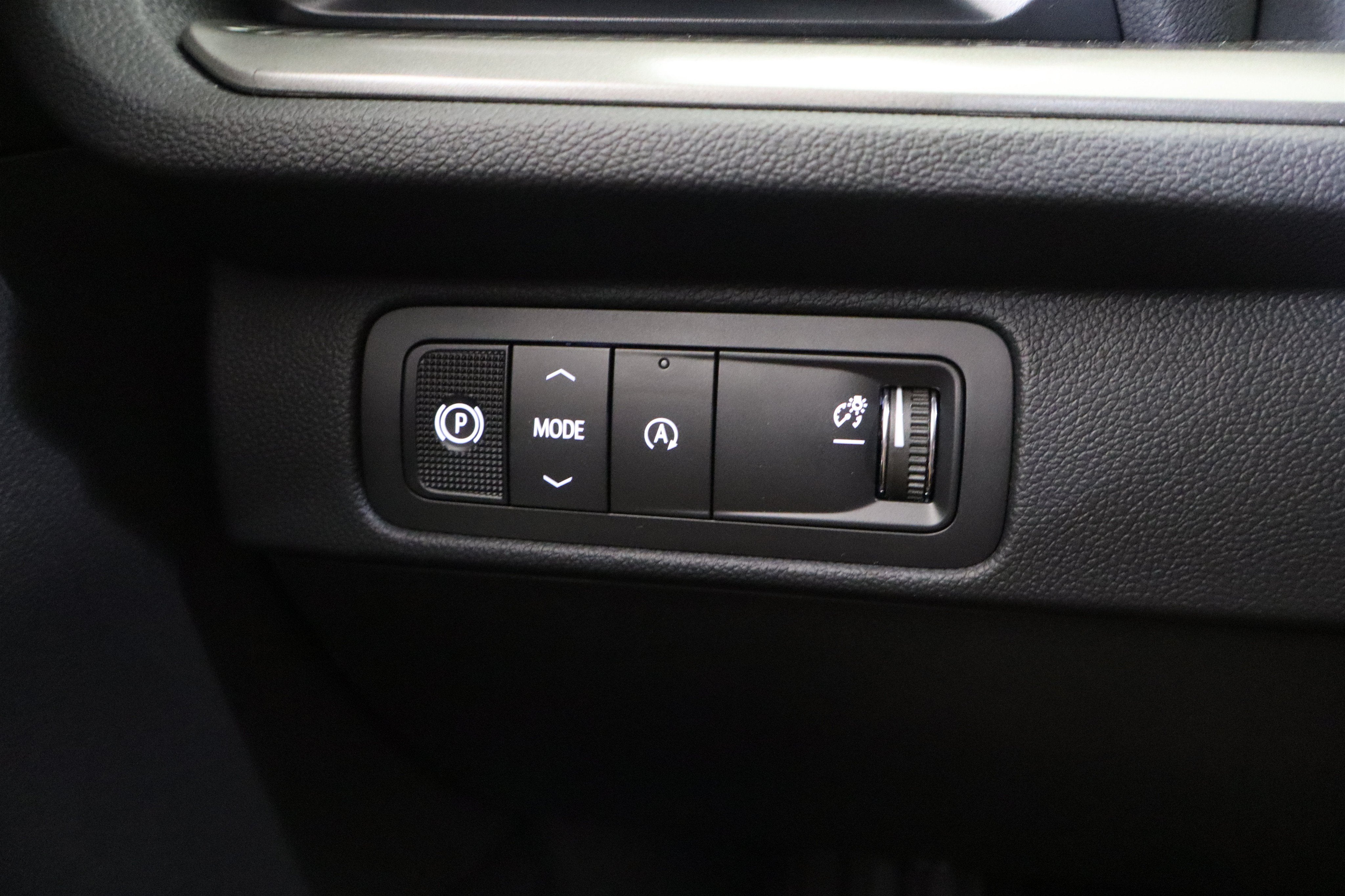 2027 Chevrolet Traverse FWD LT