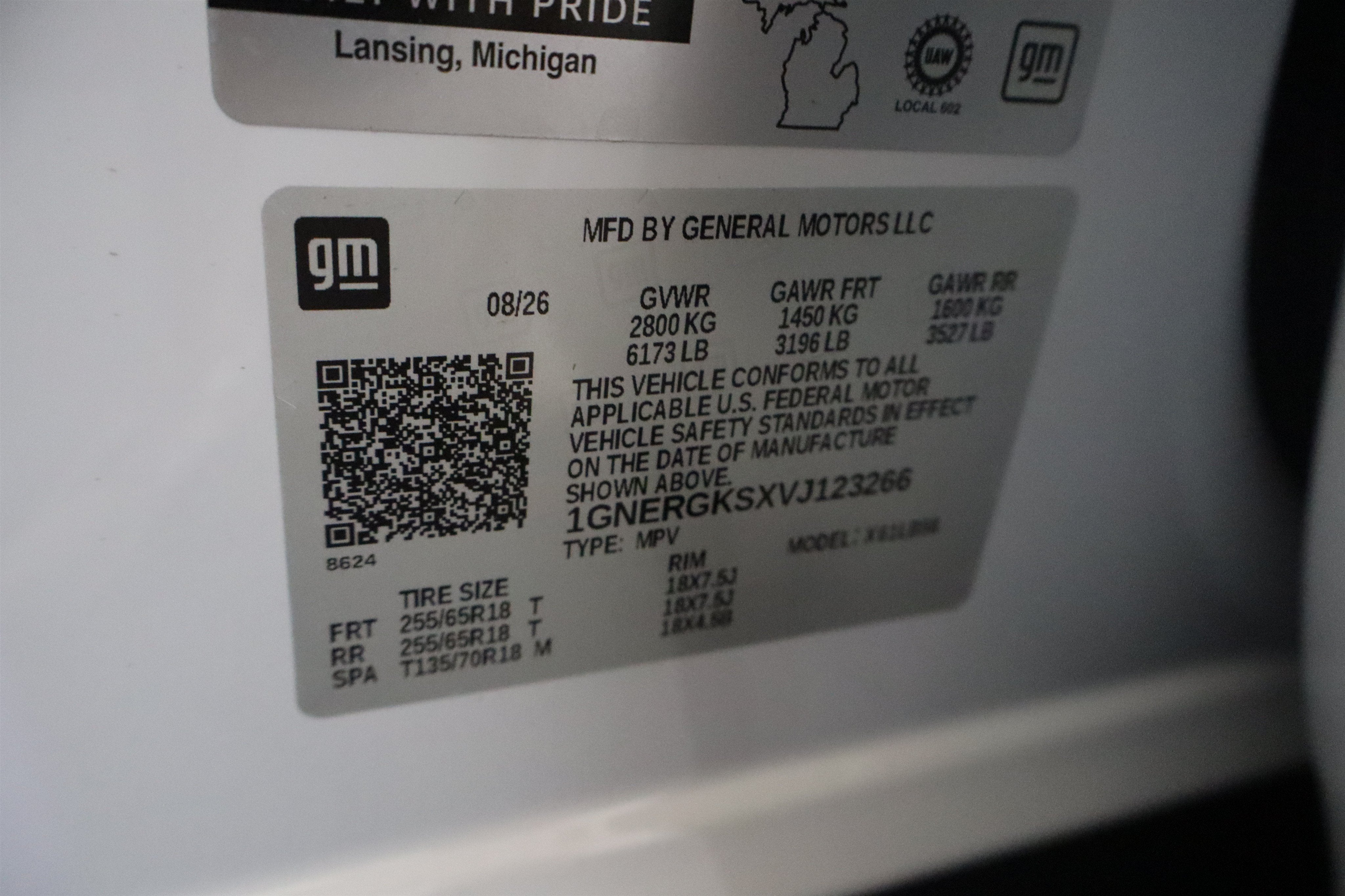 2027 Chevrolet Traverse FWD LT