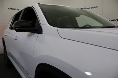 2027 Chevrolet Traverse FWD LT