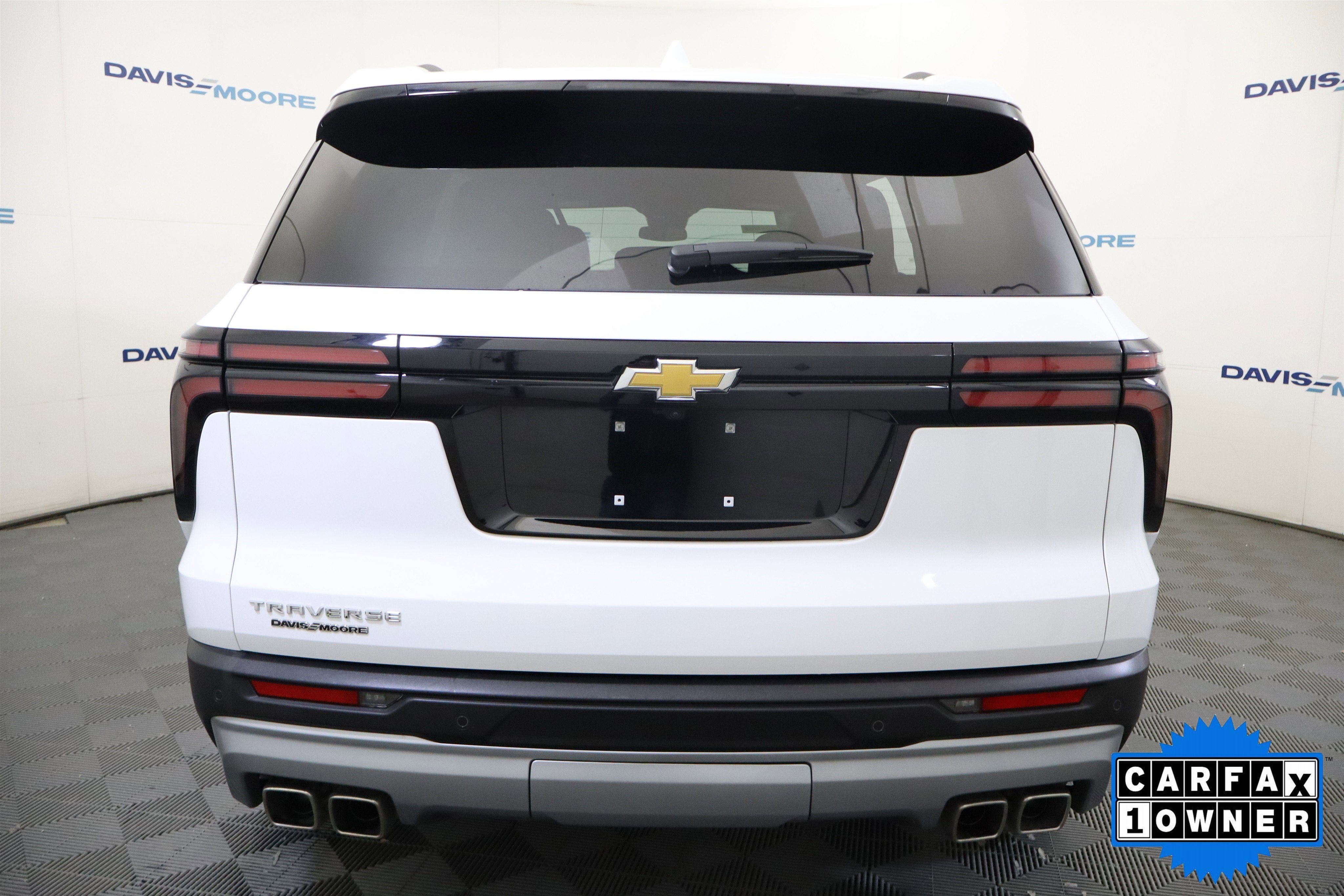 2025 Chevrolet Traverse FWD LT