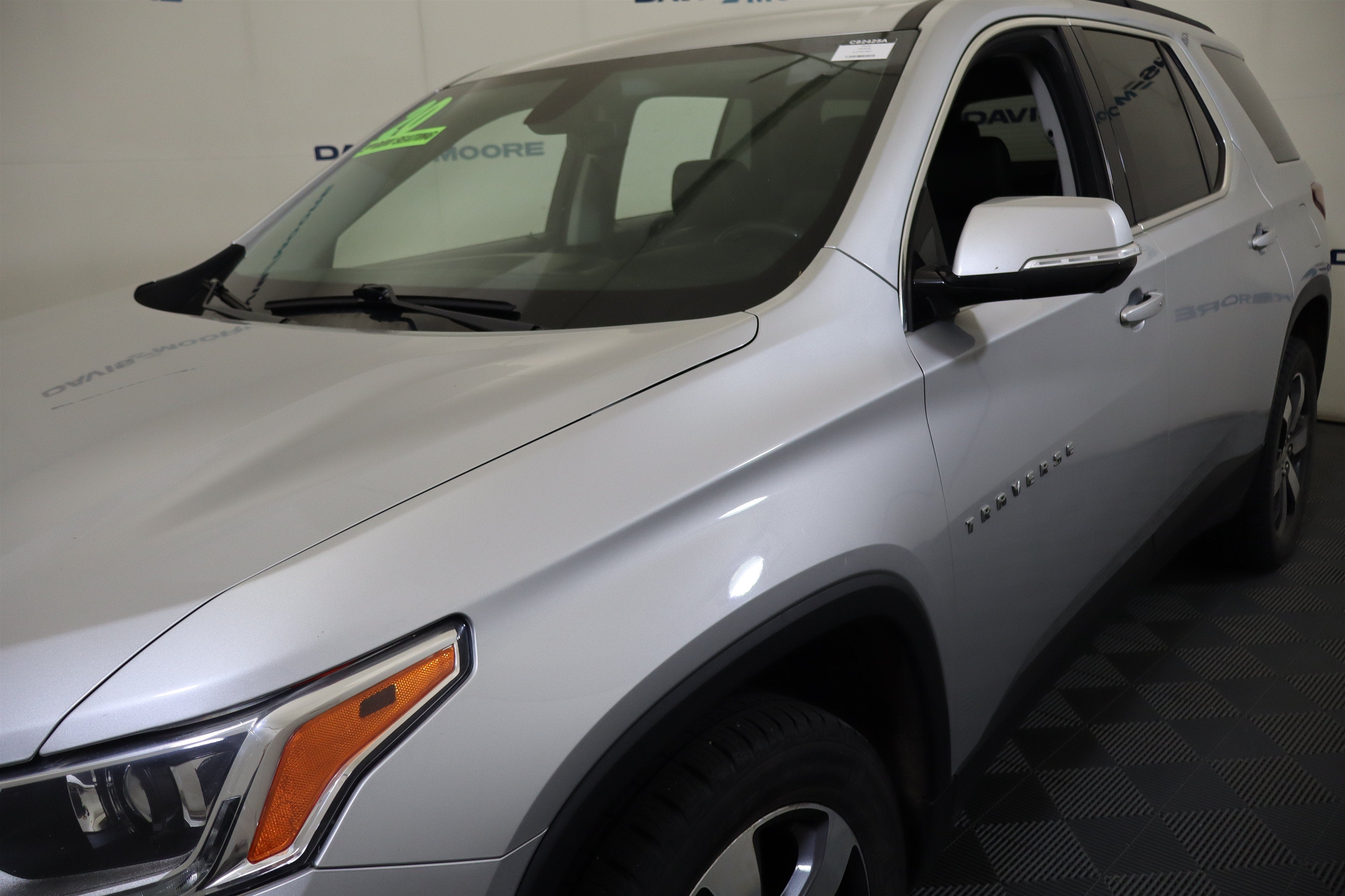 2020 Chevrolet Traverse LT Leather
