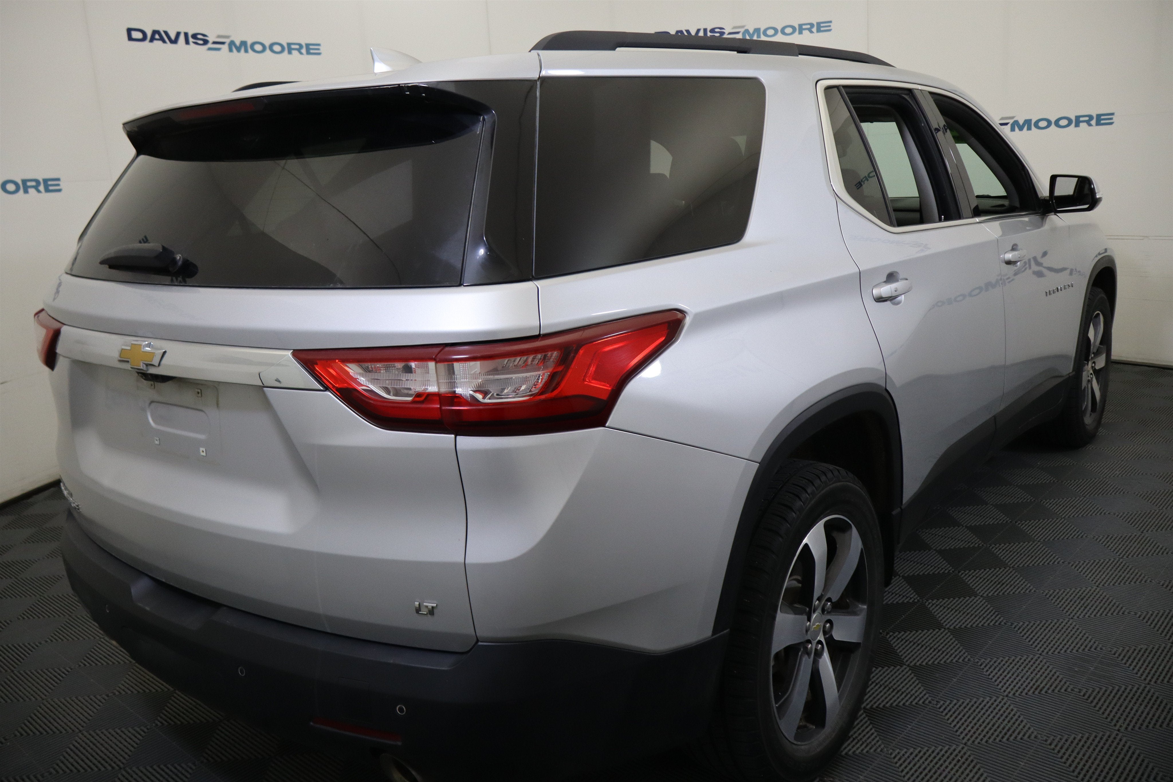 2020 Chevrolet Traverse LT Leather