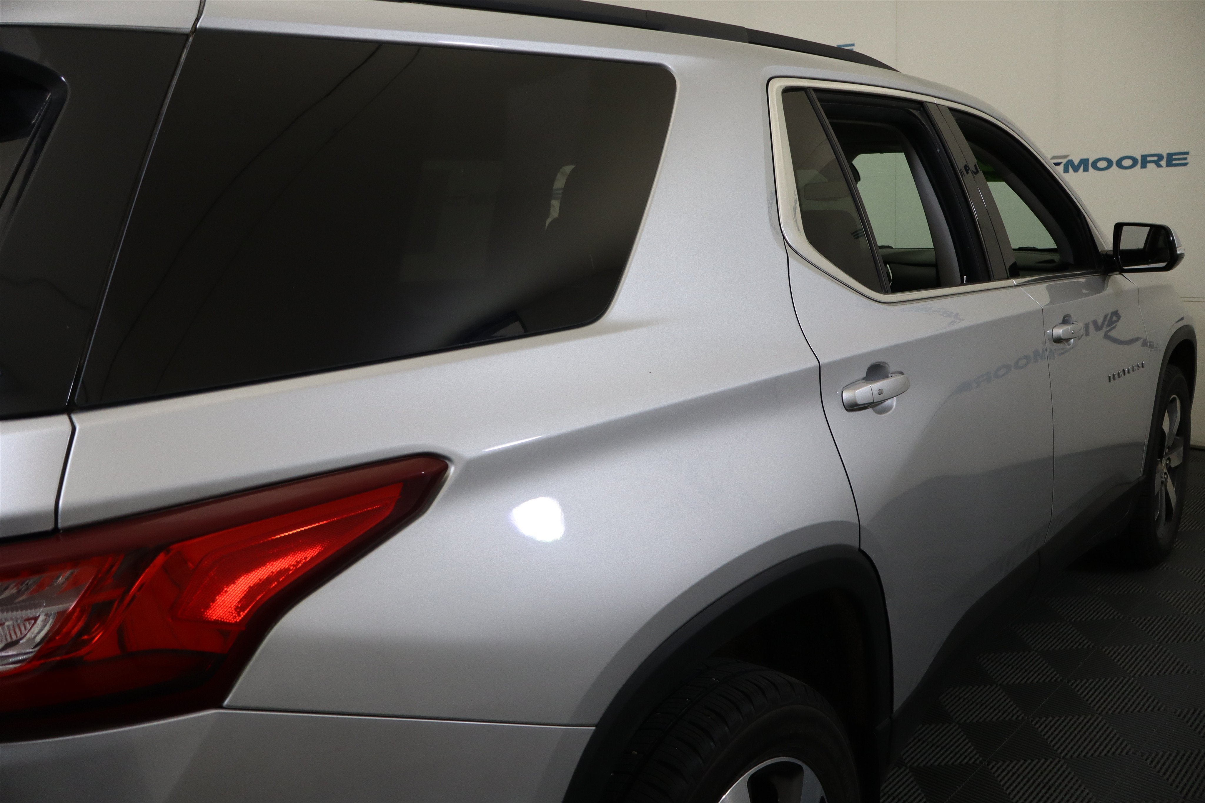 2020 Chevrolet Traverse LT Leather