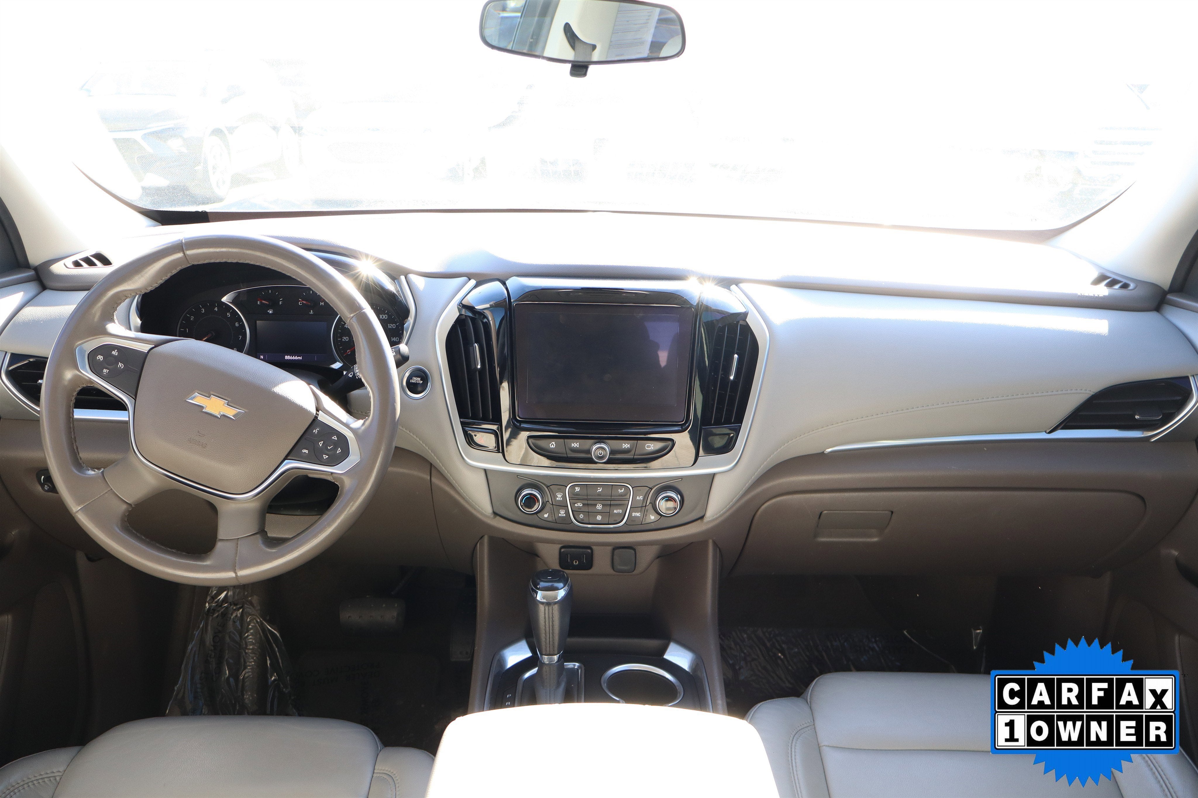 2020 Chevrolet Traverse LT Leather