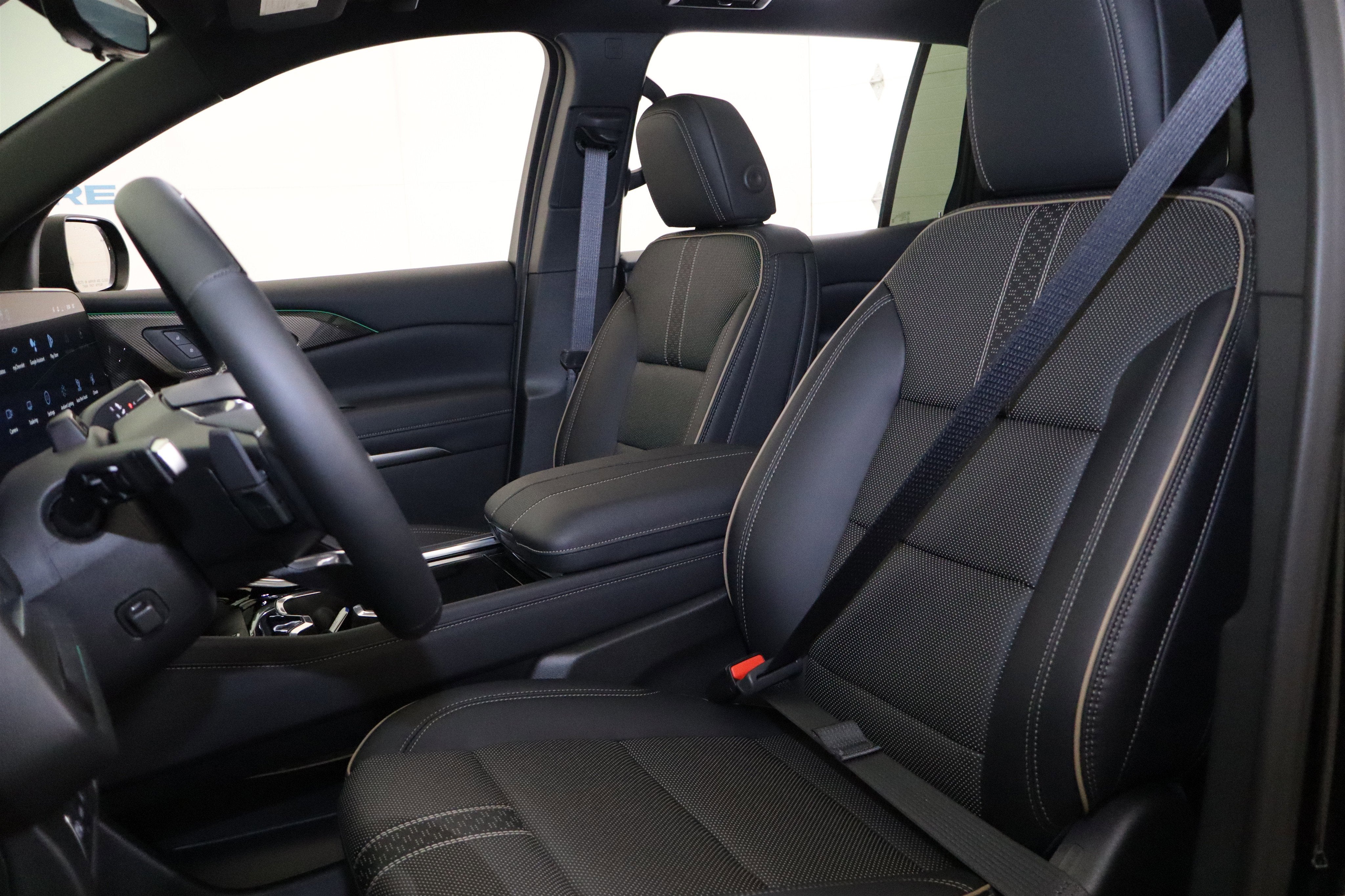 2026 Chevrolet Traverse FWD High Country