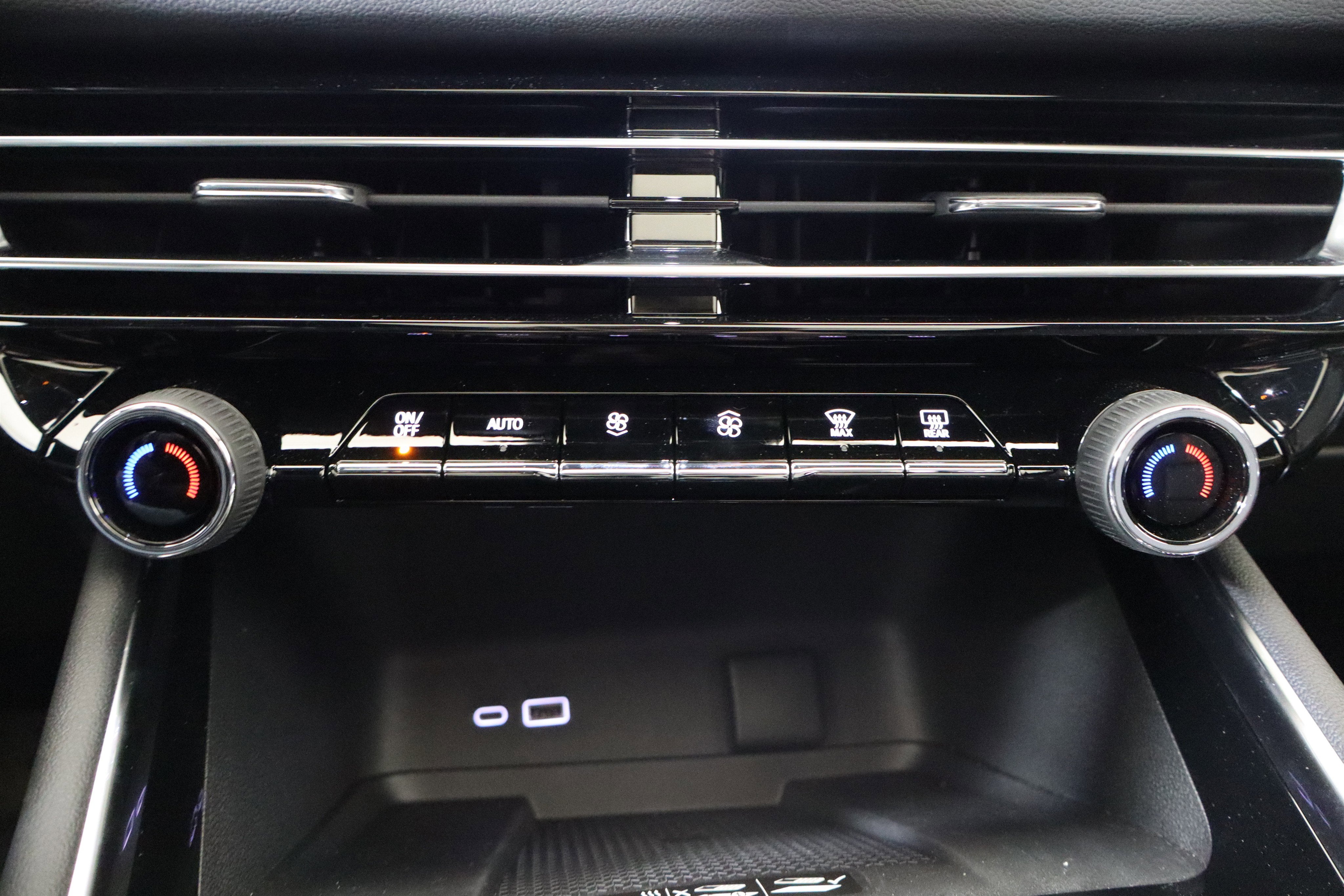 2026 Chevrolet Traverse FWD RS