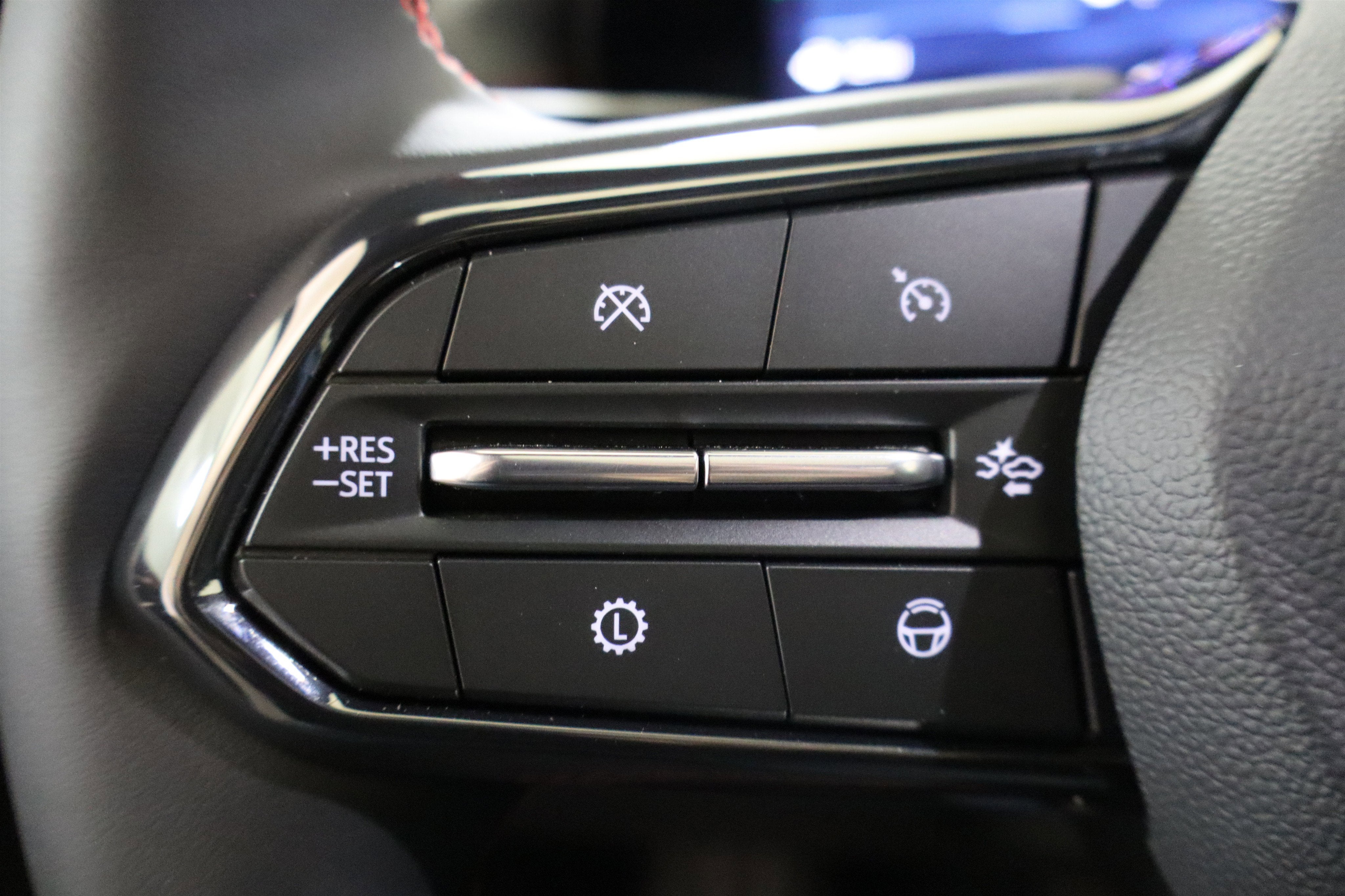 2026 Chevrolet Traverse FWD RS