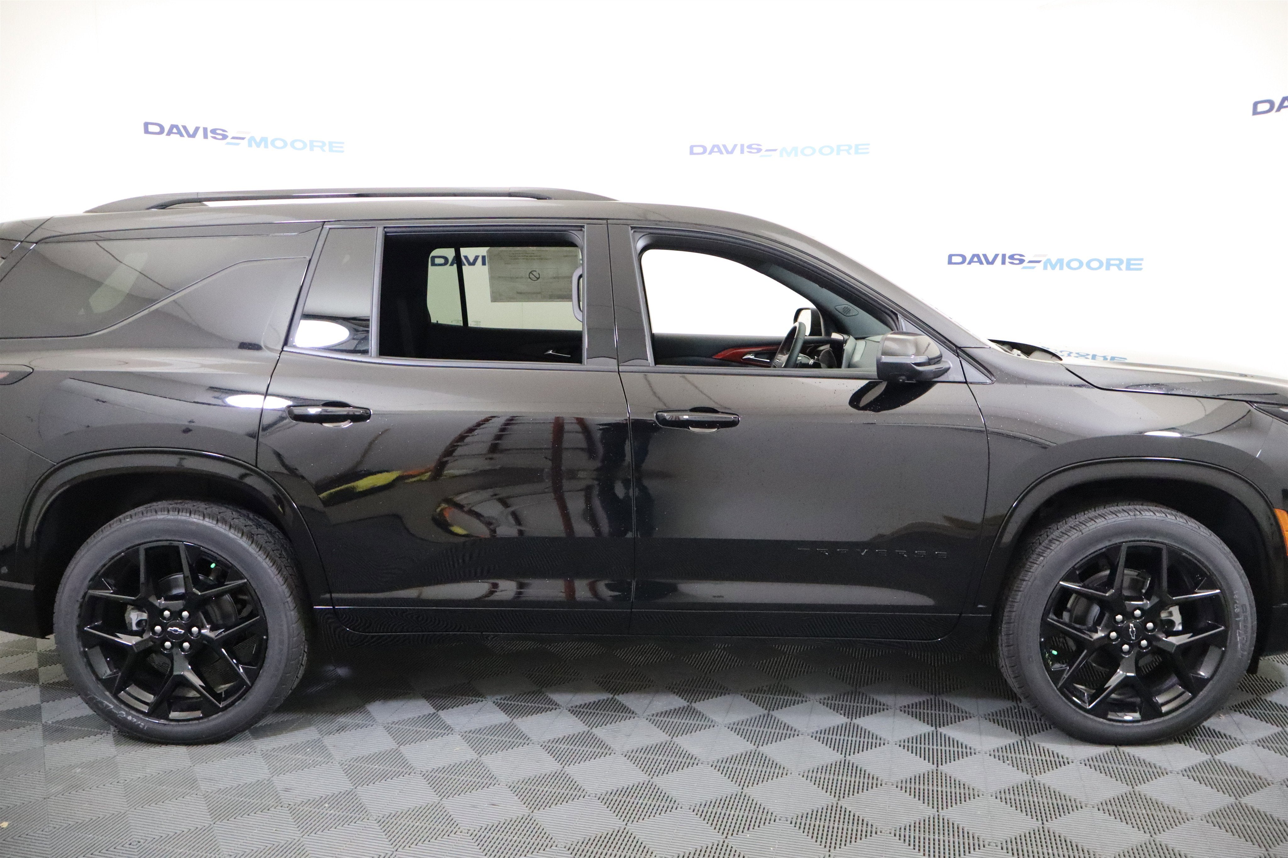 2026 Chevrolet Traverse FWD RS