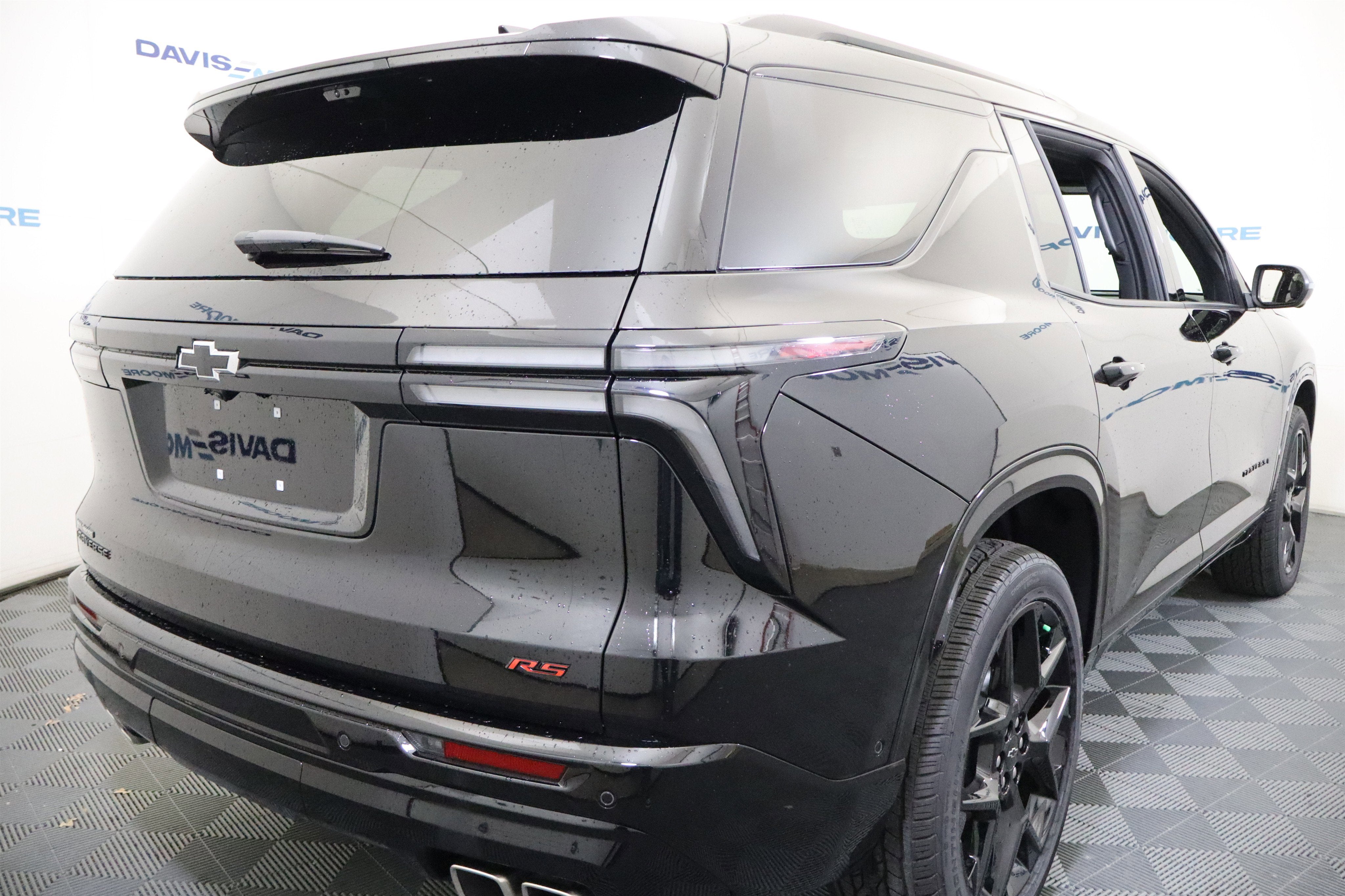 2026 Chevrolet Traverse FWD RS