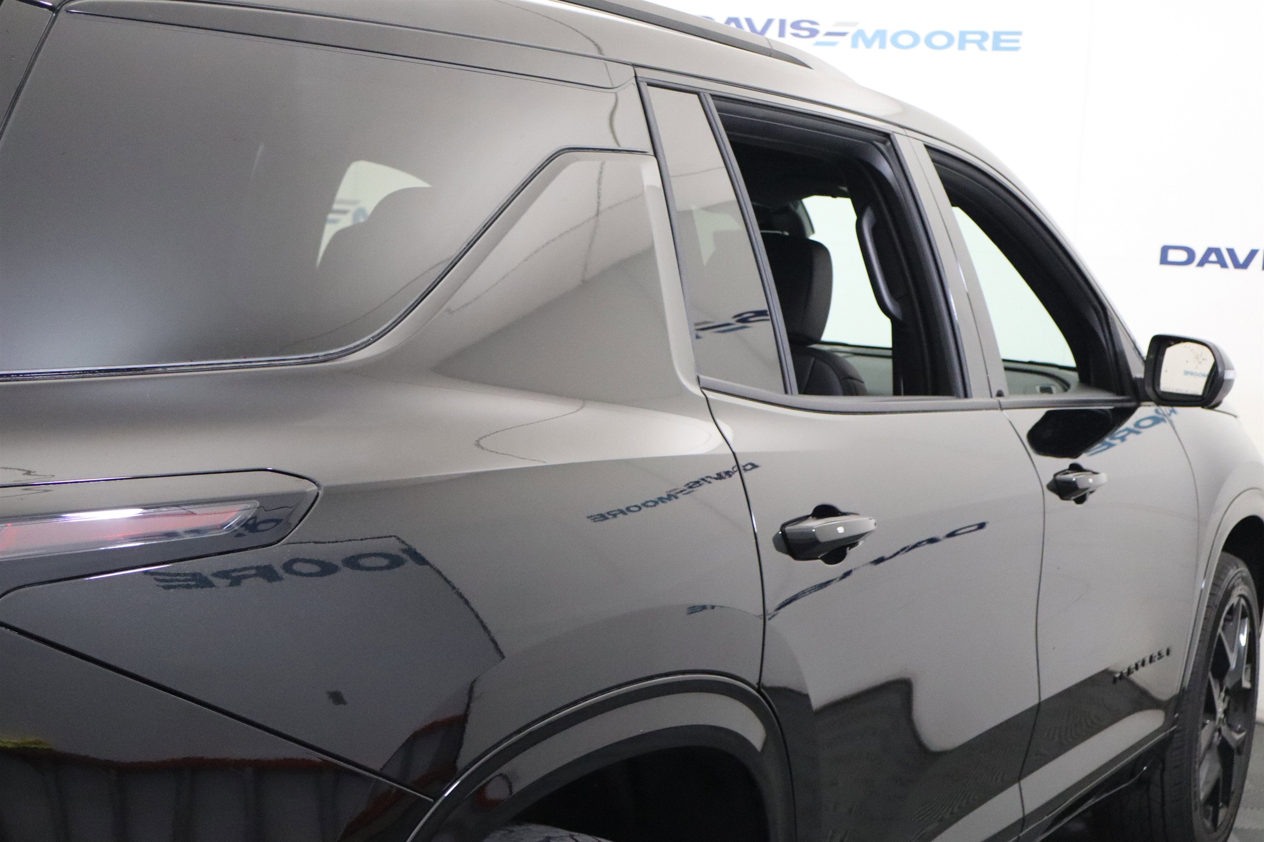 2026 Chevrolet Traverse FWD RS