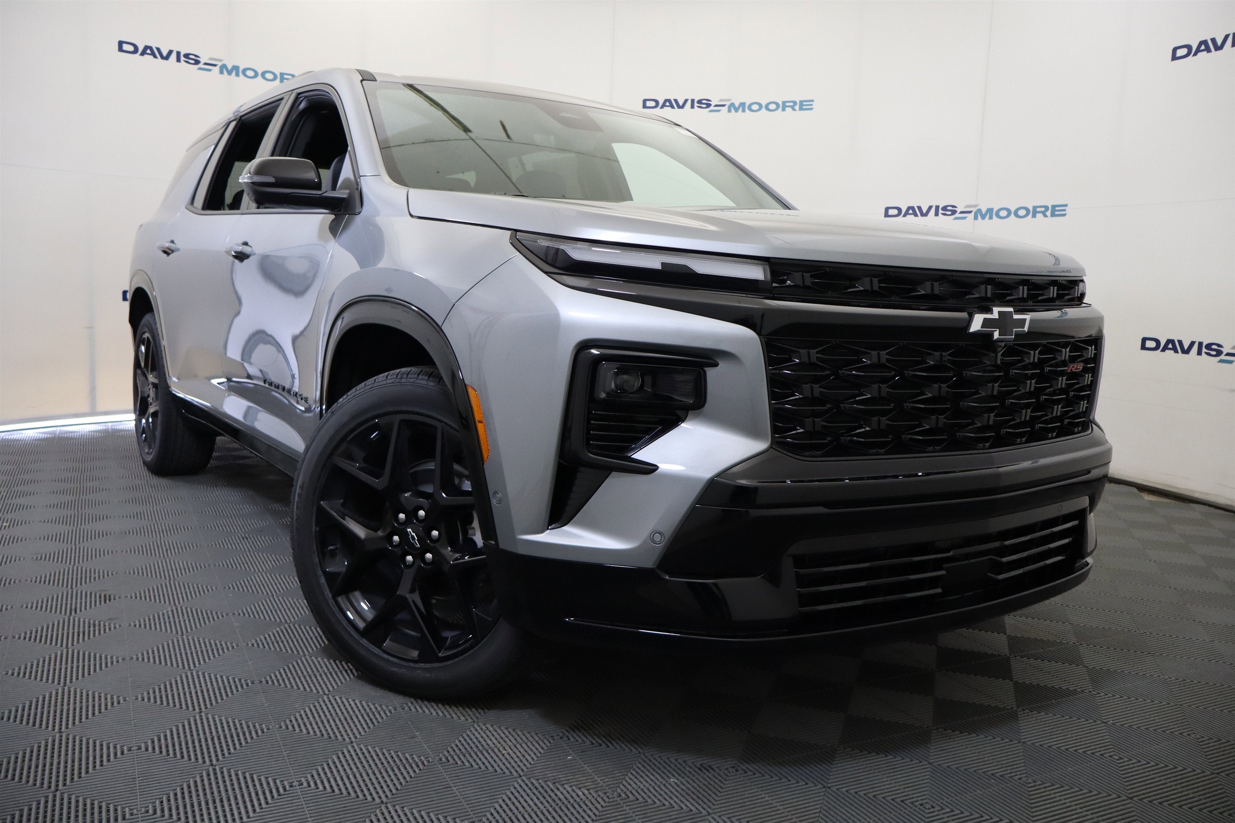 2026 Chevrolet Traverse FWD RS