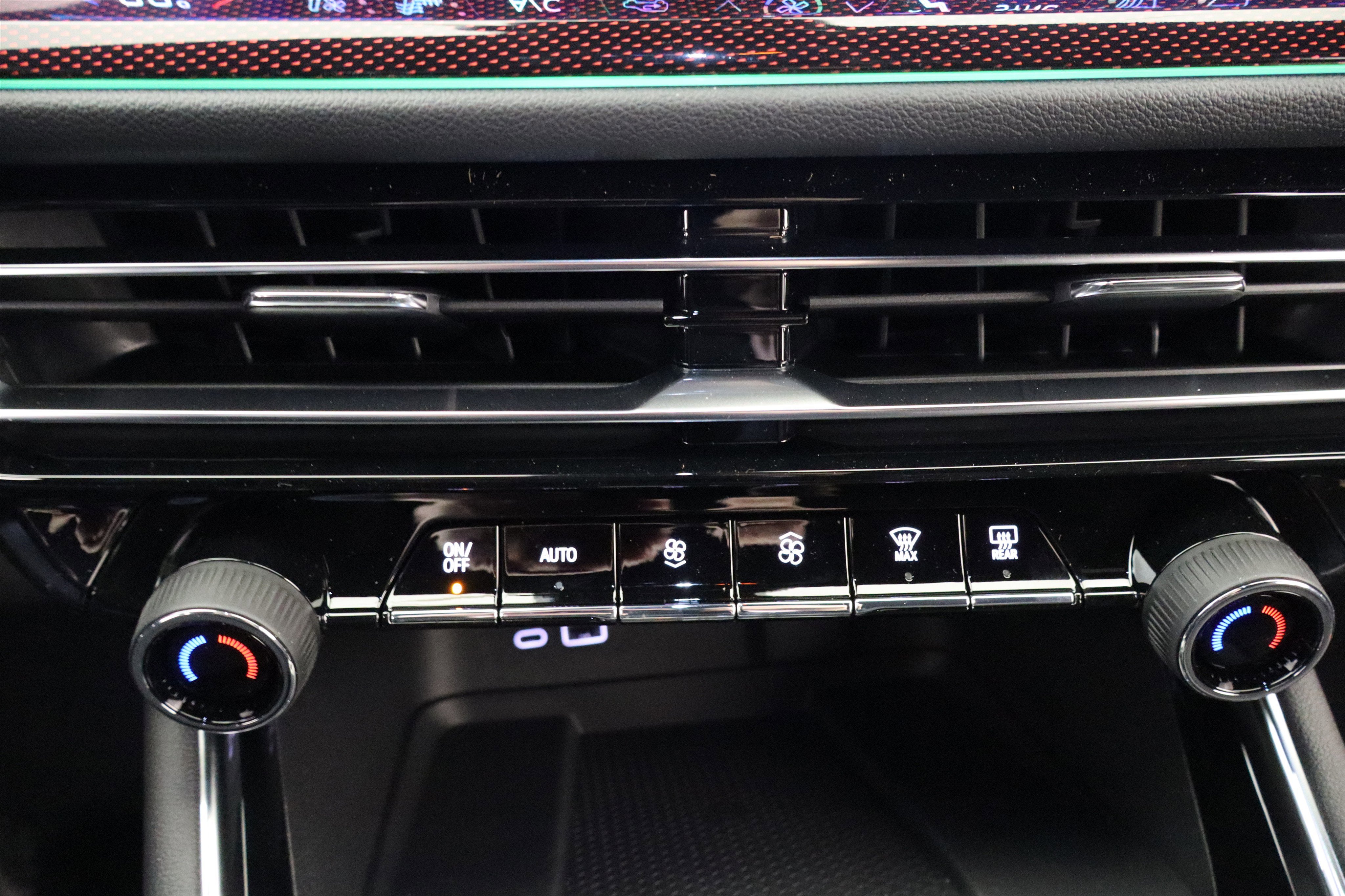 2026 Chevrolet Traverse FWD RS