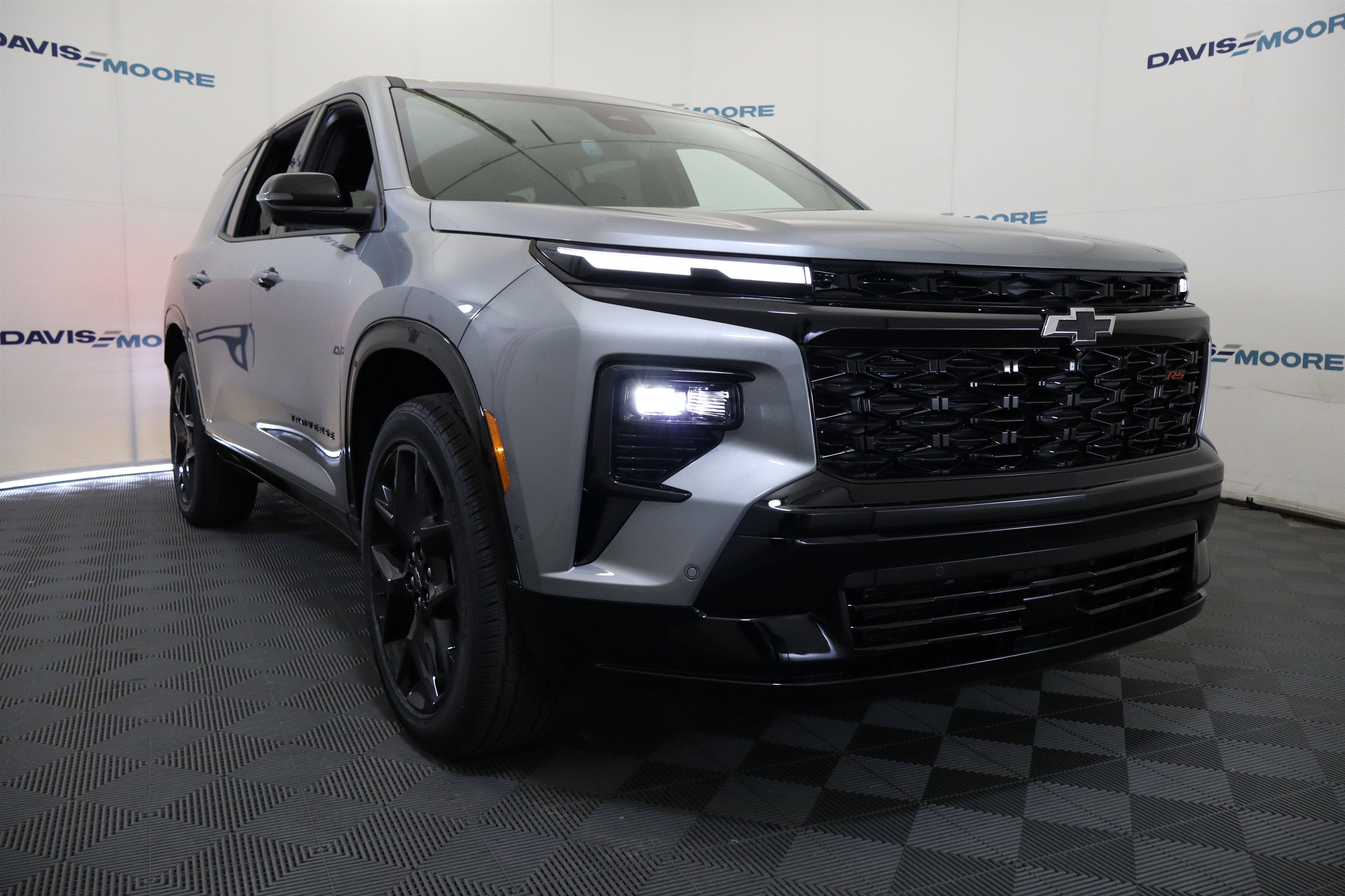 2026 Chevrolet Traverse FWD RS