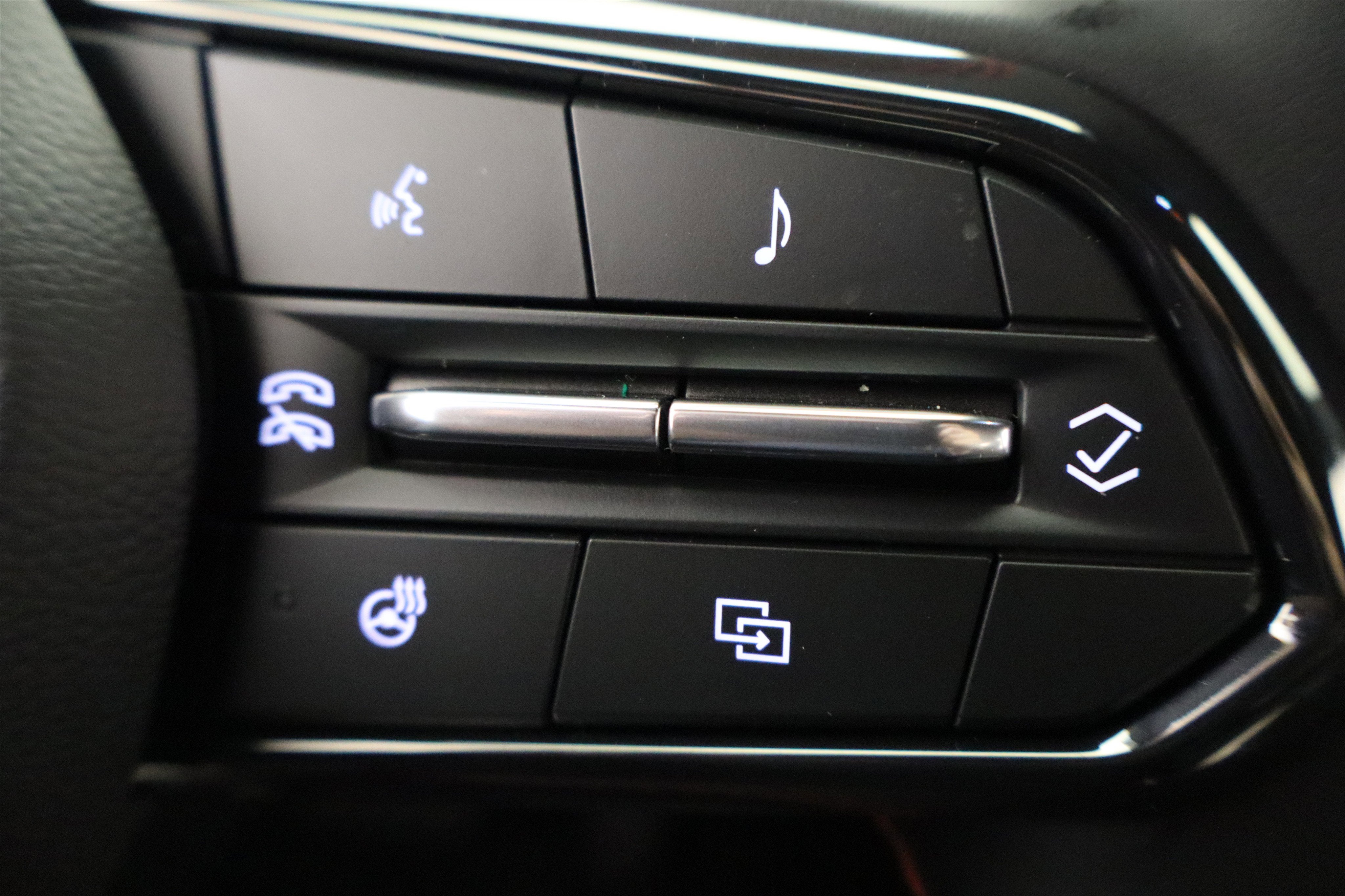 2026 Chevrolet Traverse FWD RS