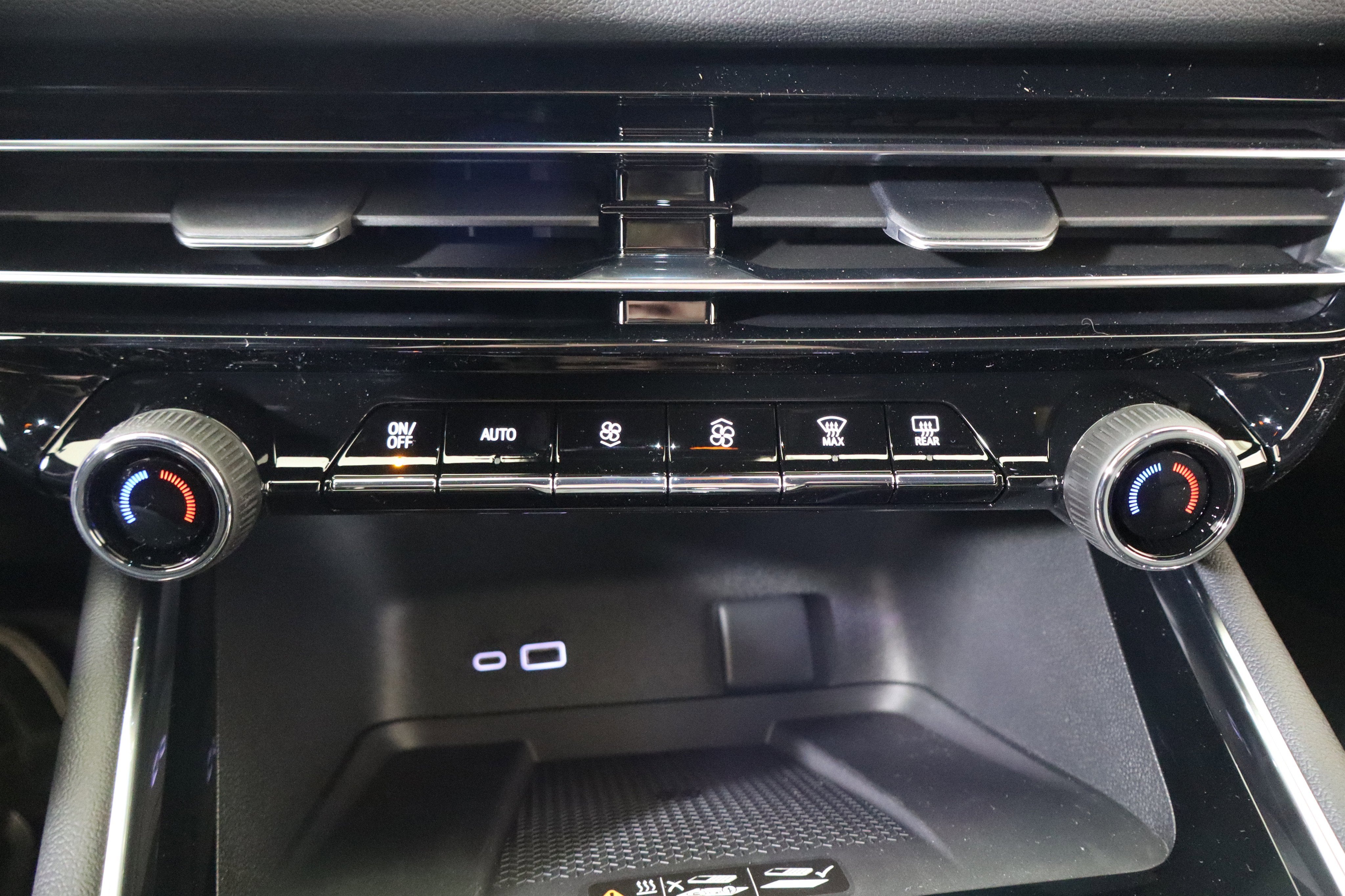 2026 Chevrolet Traverse FWD RS