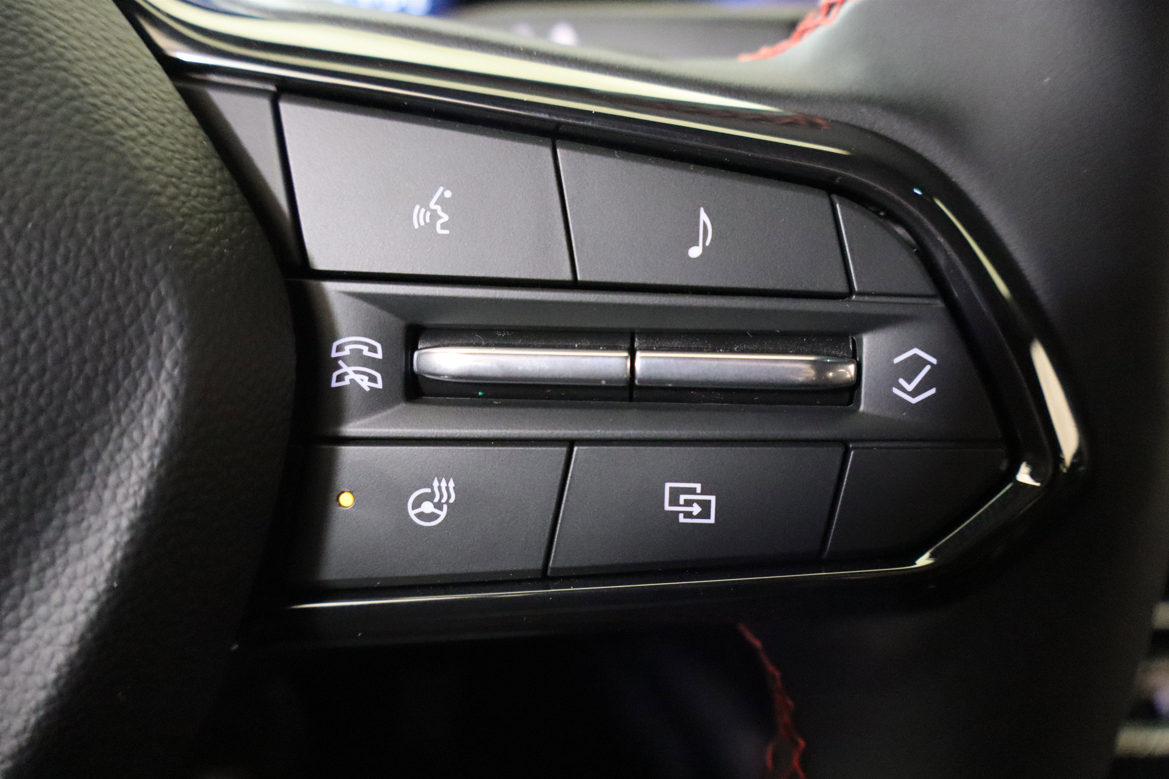 2026 Chevrolet Traverse FWD RS