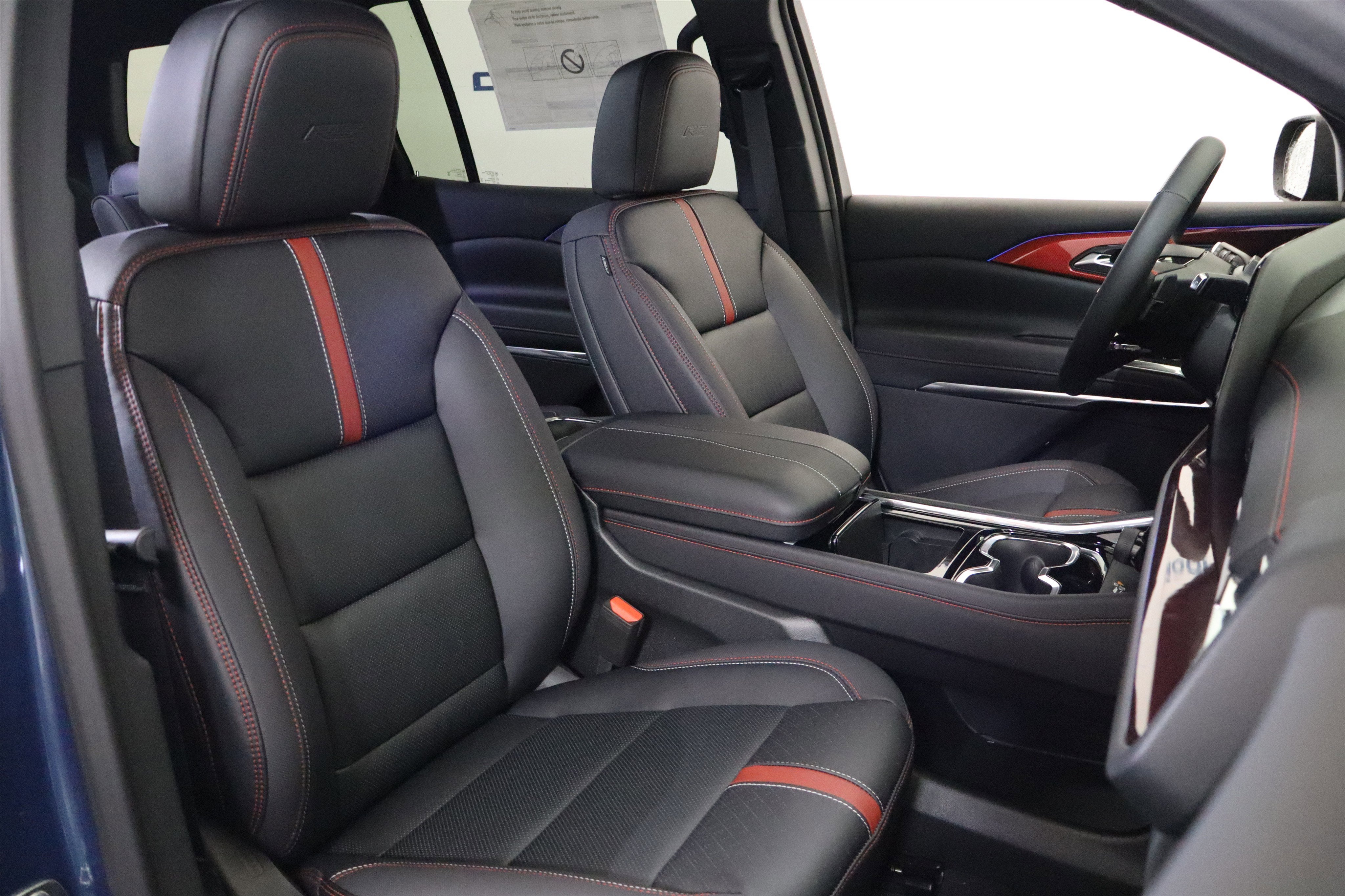 2026 Chevrolet Traverse FWD RS