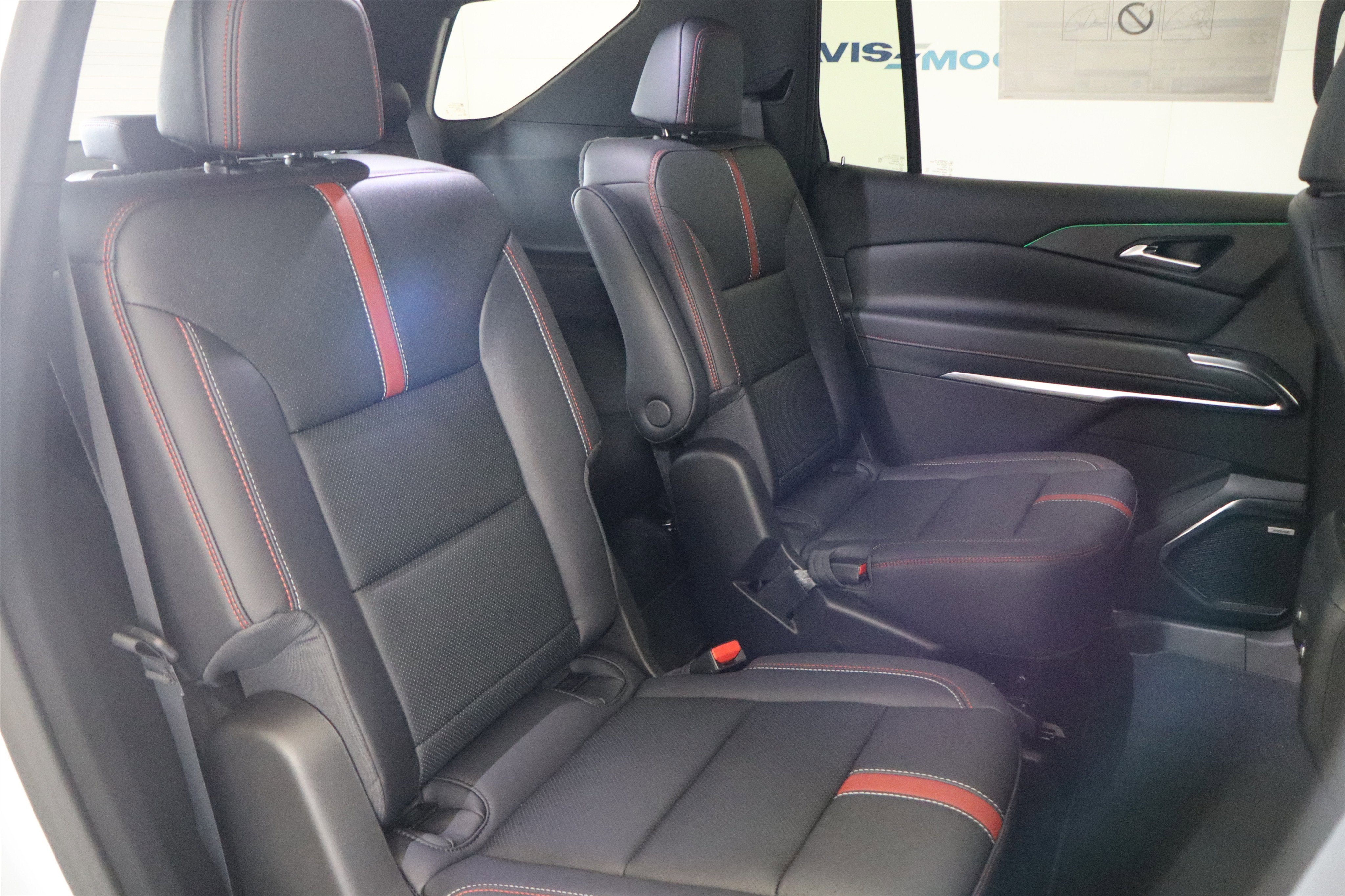 2026 Chevrolet Traverse FWD RS