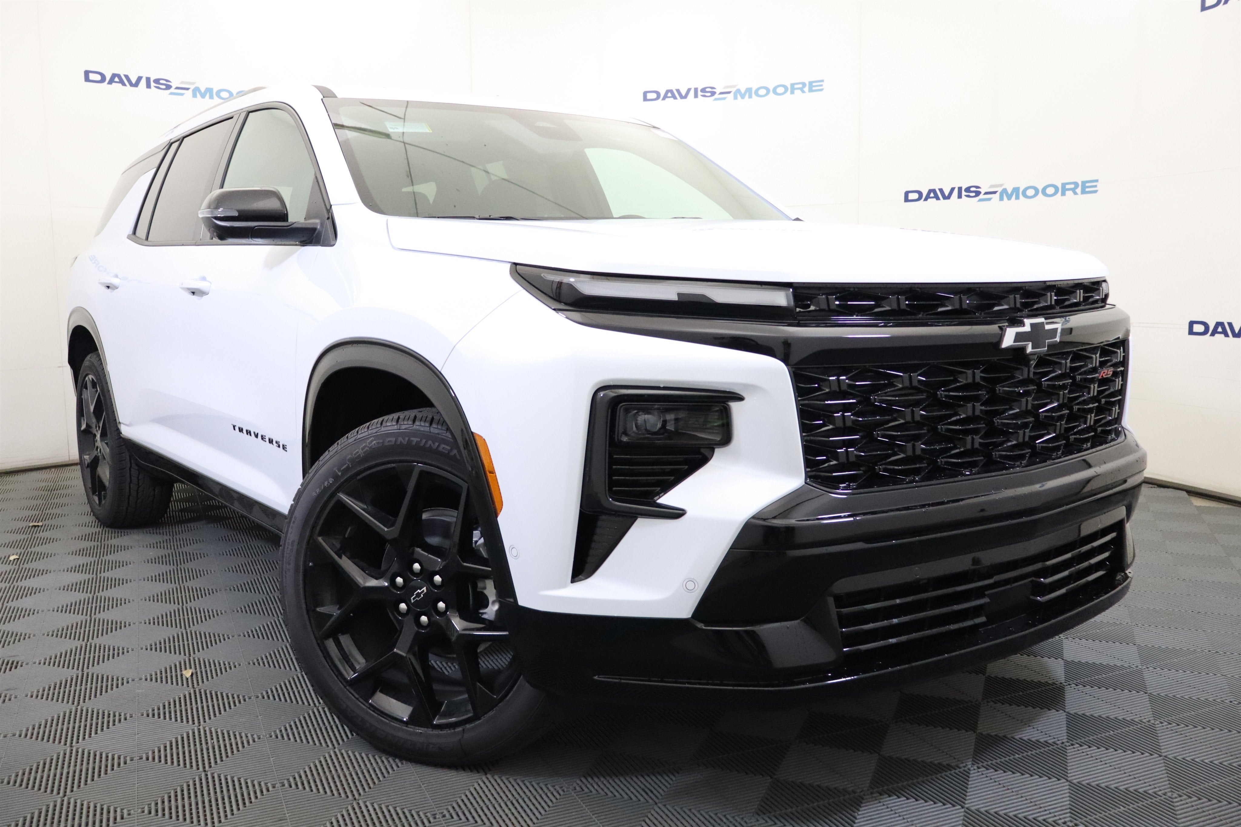 2026 Chevrolet Traverse FWD RS