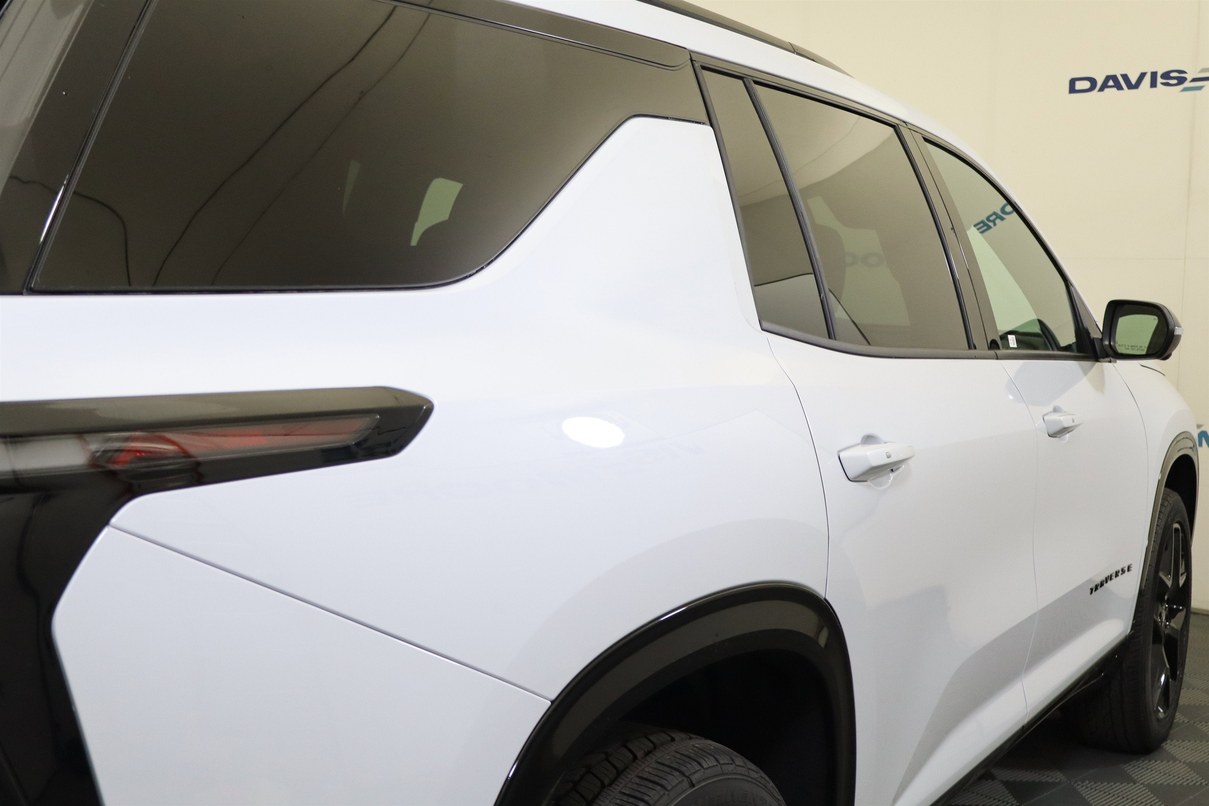 2026 Chevrolet Traverse FWD RS